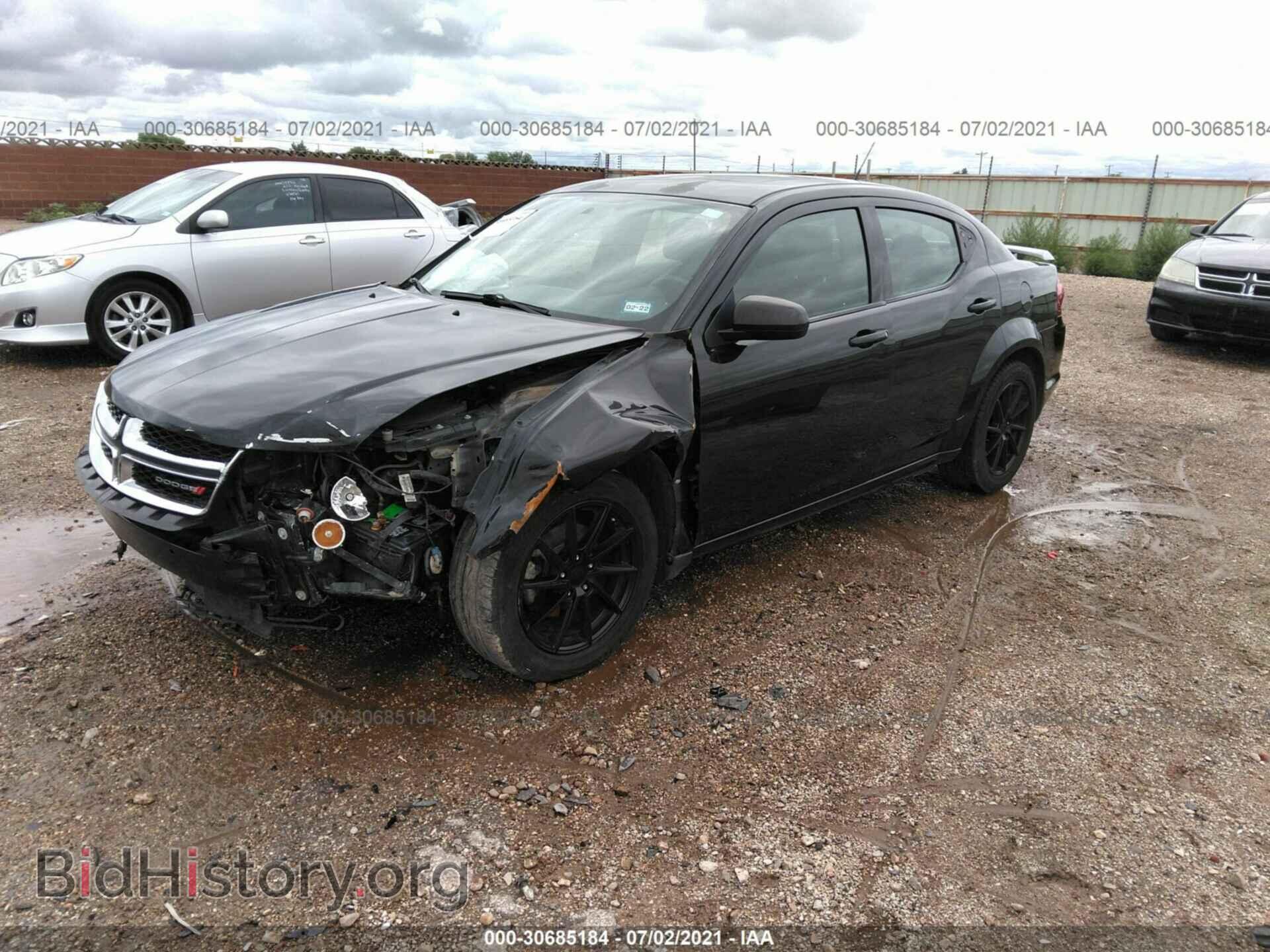 2011 DODGE AVENGER - VIN: 1B3BD1FG5BN510679 - Фото 2