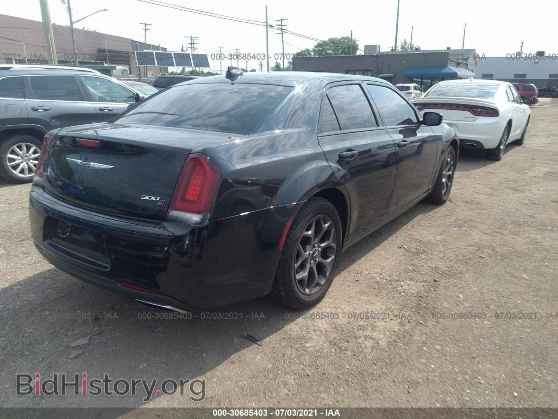 2015 CHRYSLER 300 - VIN: 2C3CCAGG3FH899636 - Фото 4