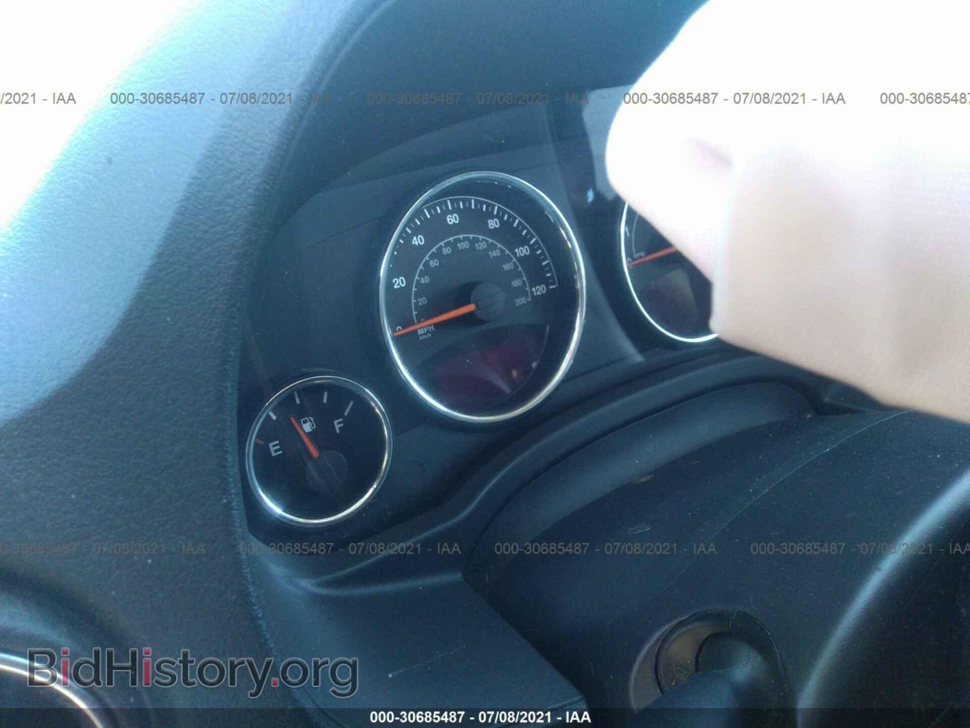 2014 JEEP COMPASS - VIN: 1C4NJCEB6ED662406 - Фото 7