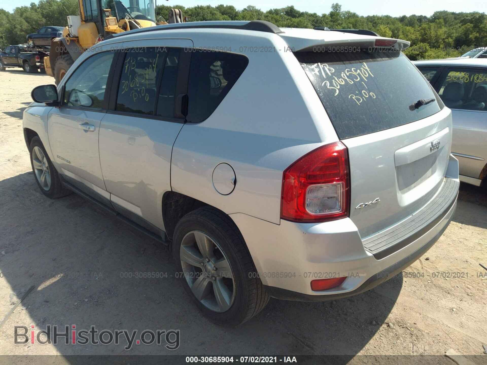 2011 JEEP COMPASS - VIN: 1J4NF1FB6BD258161 - Photo 3