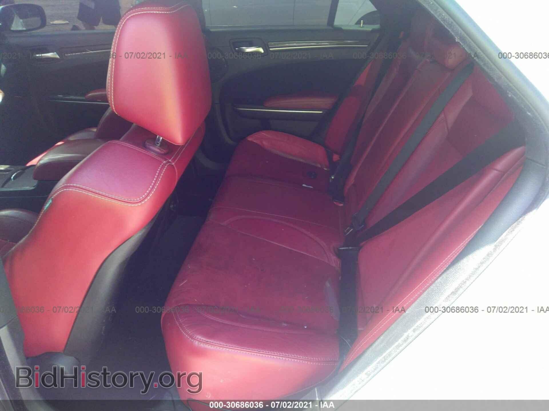 2012 CHRYSLER 300 - VIN: 2C3CCAFJ4CH802176 - Фото 8