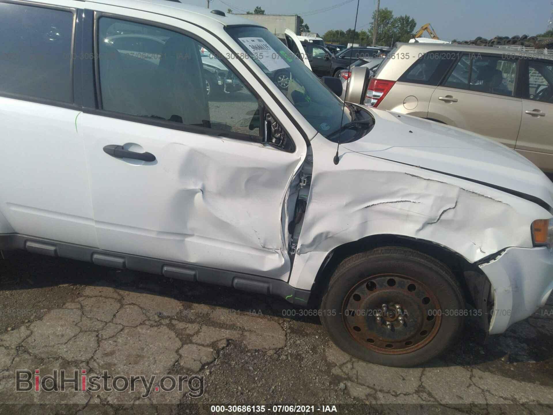 2012 FORD ESCAPE - VIN: 1FMCU9DG4CKC70219 - Фото 6