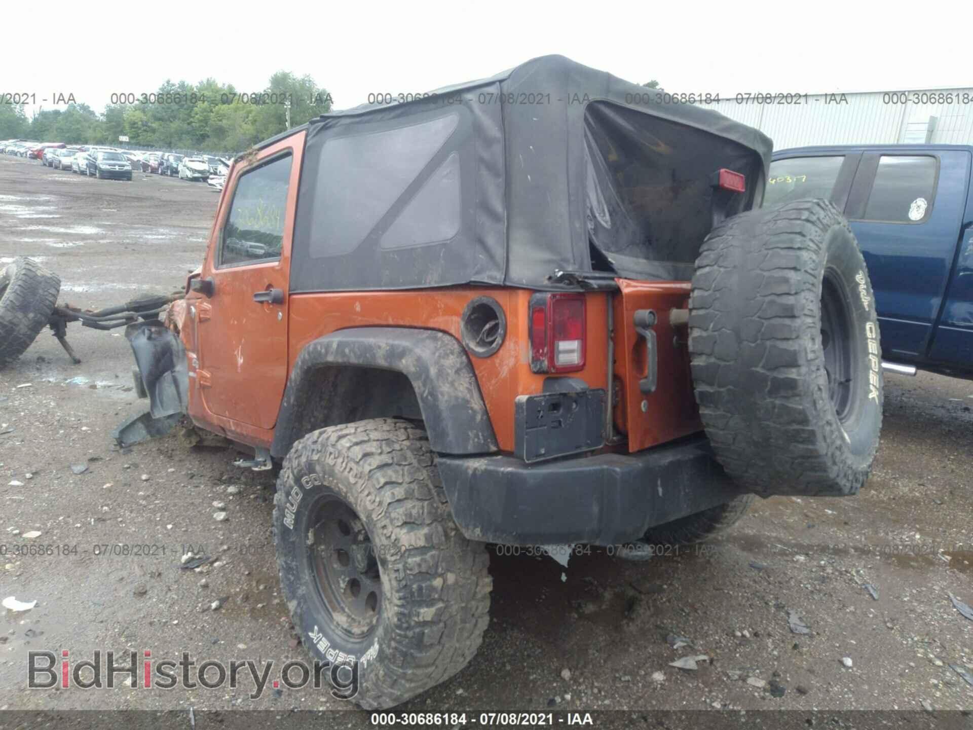 2011 JEEP WRANGLER - VIN: 1J4AA2D16BL618385 - Фото 3