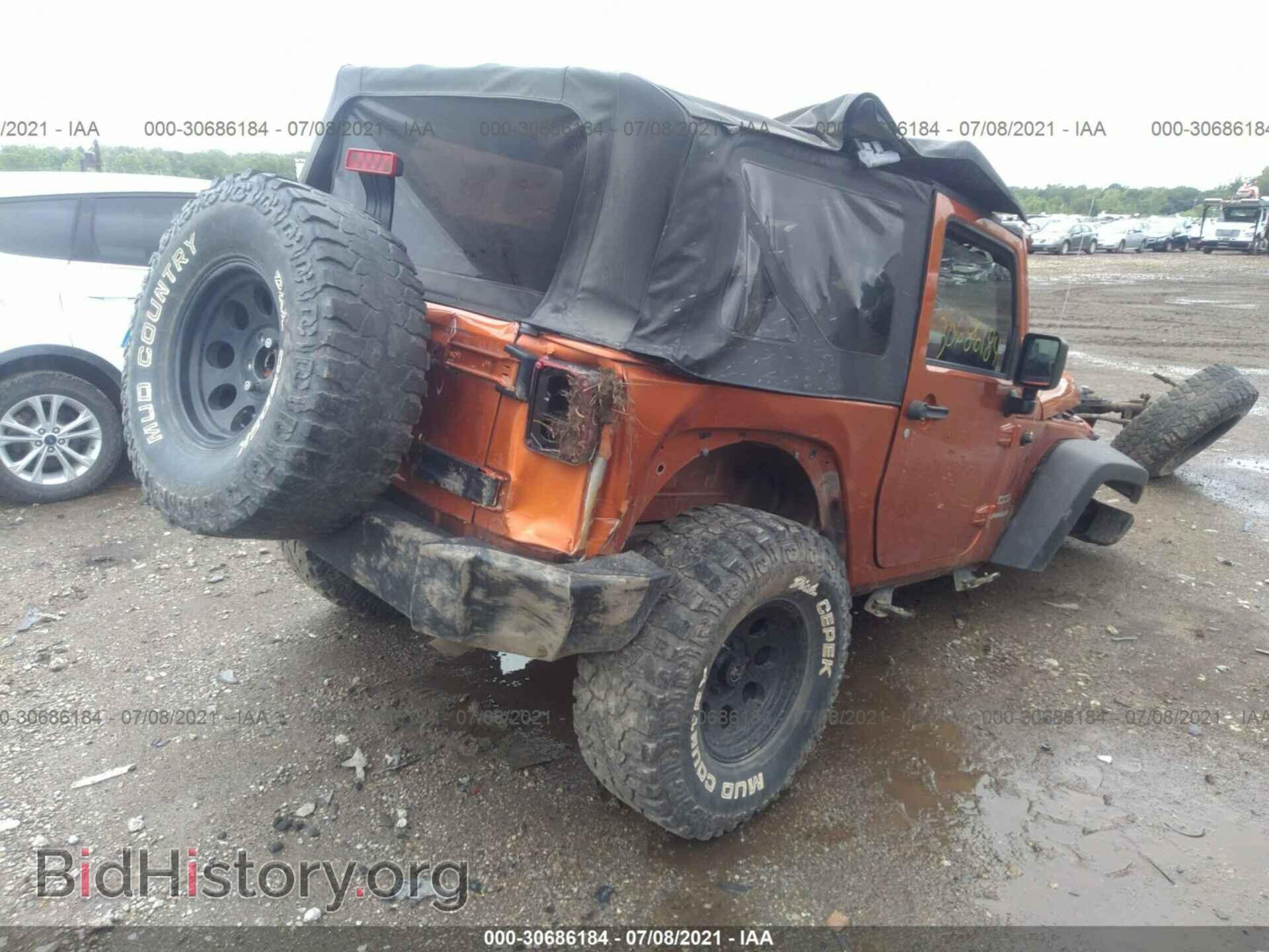 2011 JEEP WRANGLER - VIN: 1J4AA2D16BL618385 - Фото 4