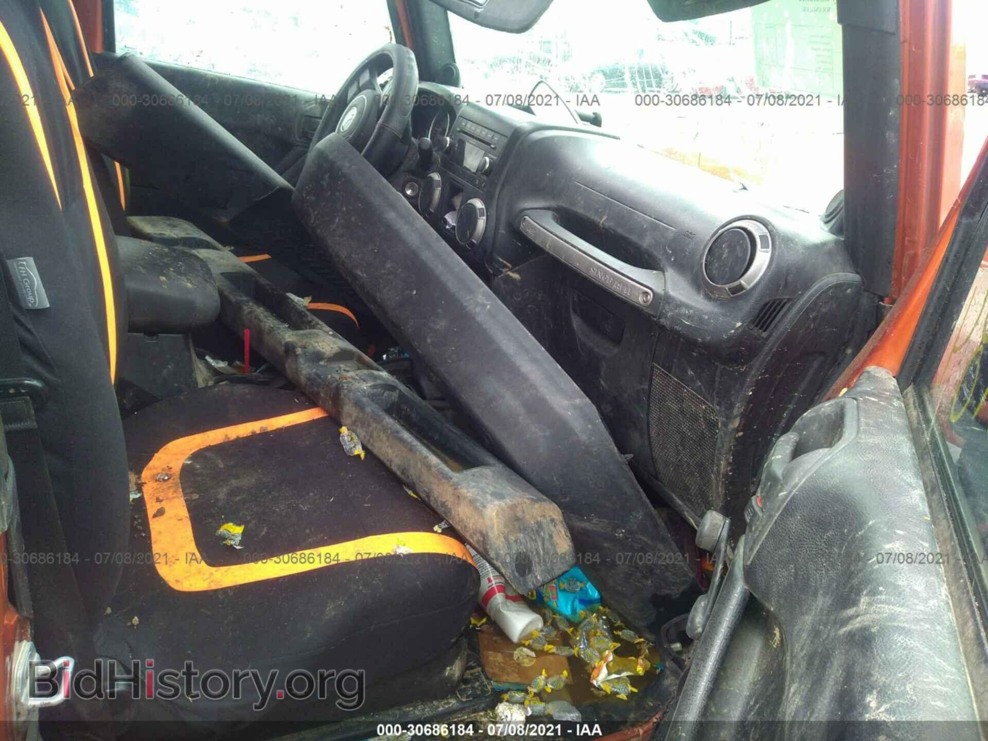 2011 JEEP WRANGLER - VIN: 1J4AA2D16BL618385 - Фото 5