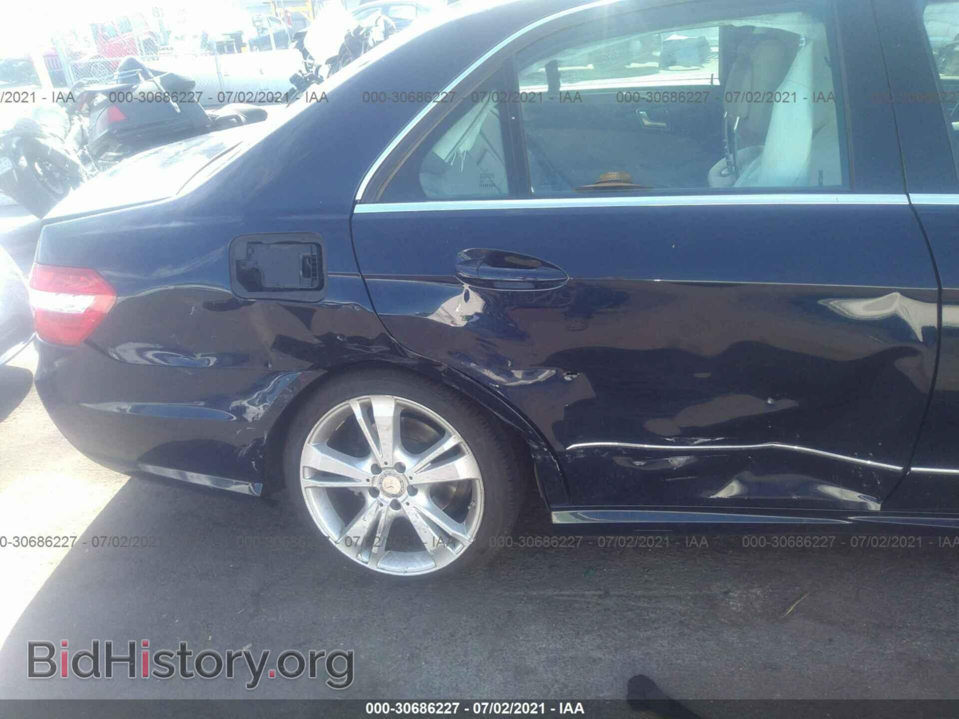 2012 MERCEDES-BENZ E-CLASS - VIN: WDDHF5KB6CA573812 - Фото 6
