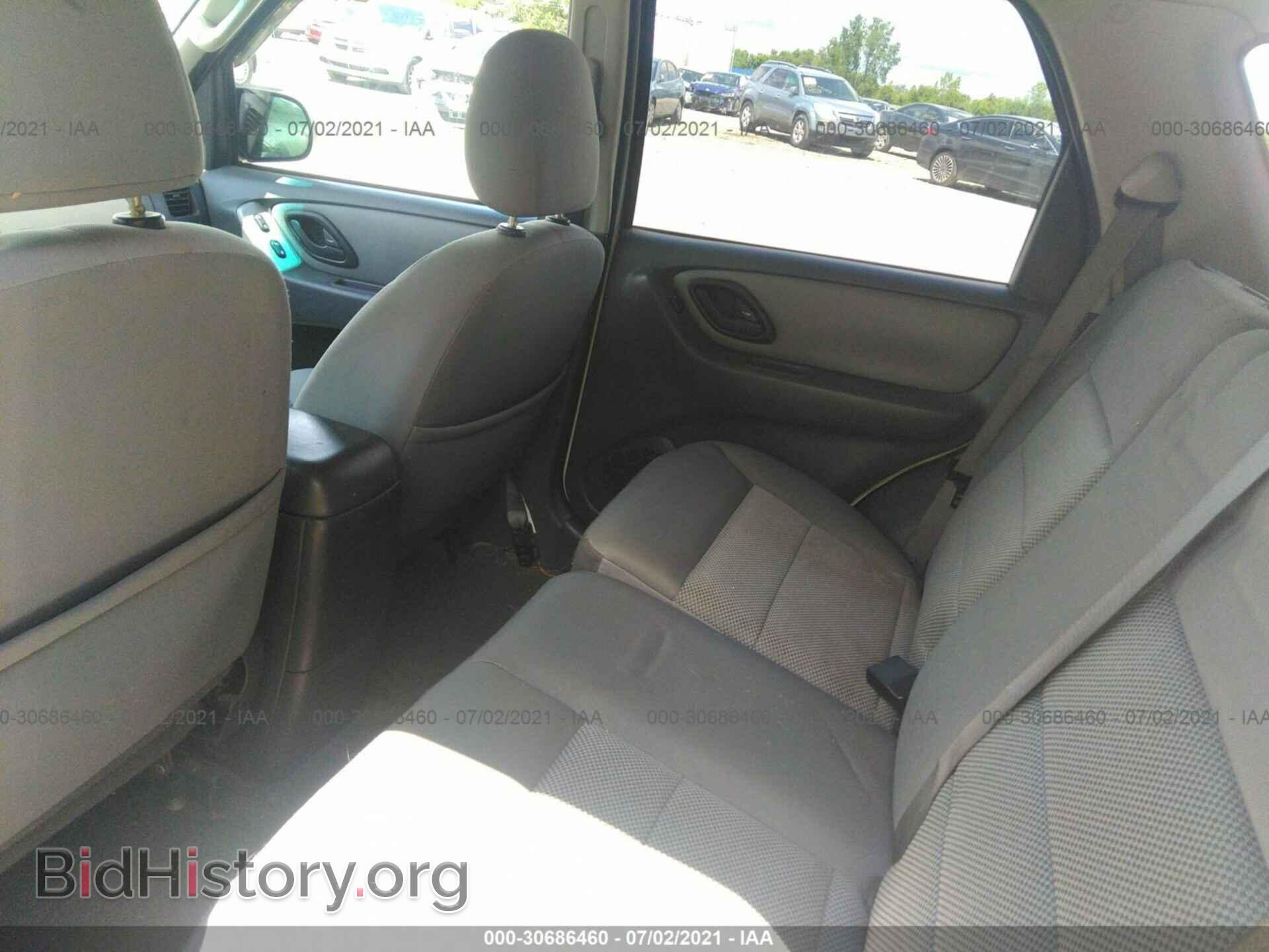 2006 FORD ESCAPE - VIN: 1FMCU93176KC24045 - Фото 8