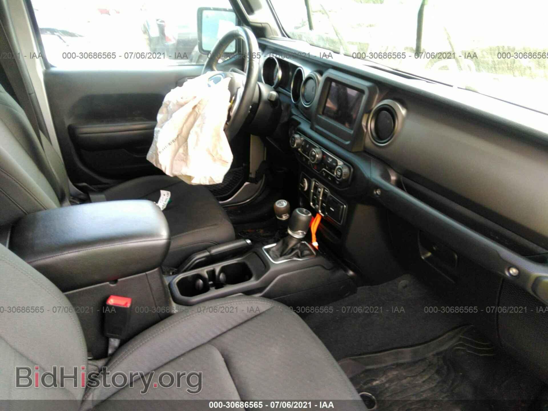 2020 JEEP GLADIATOR - VIN: 1C6HJTAG6LL117427 - Фото 5