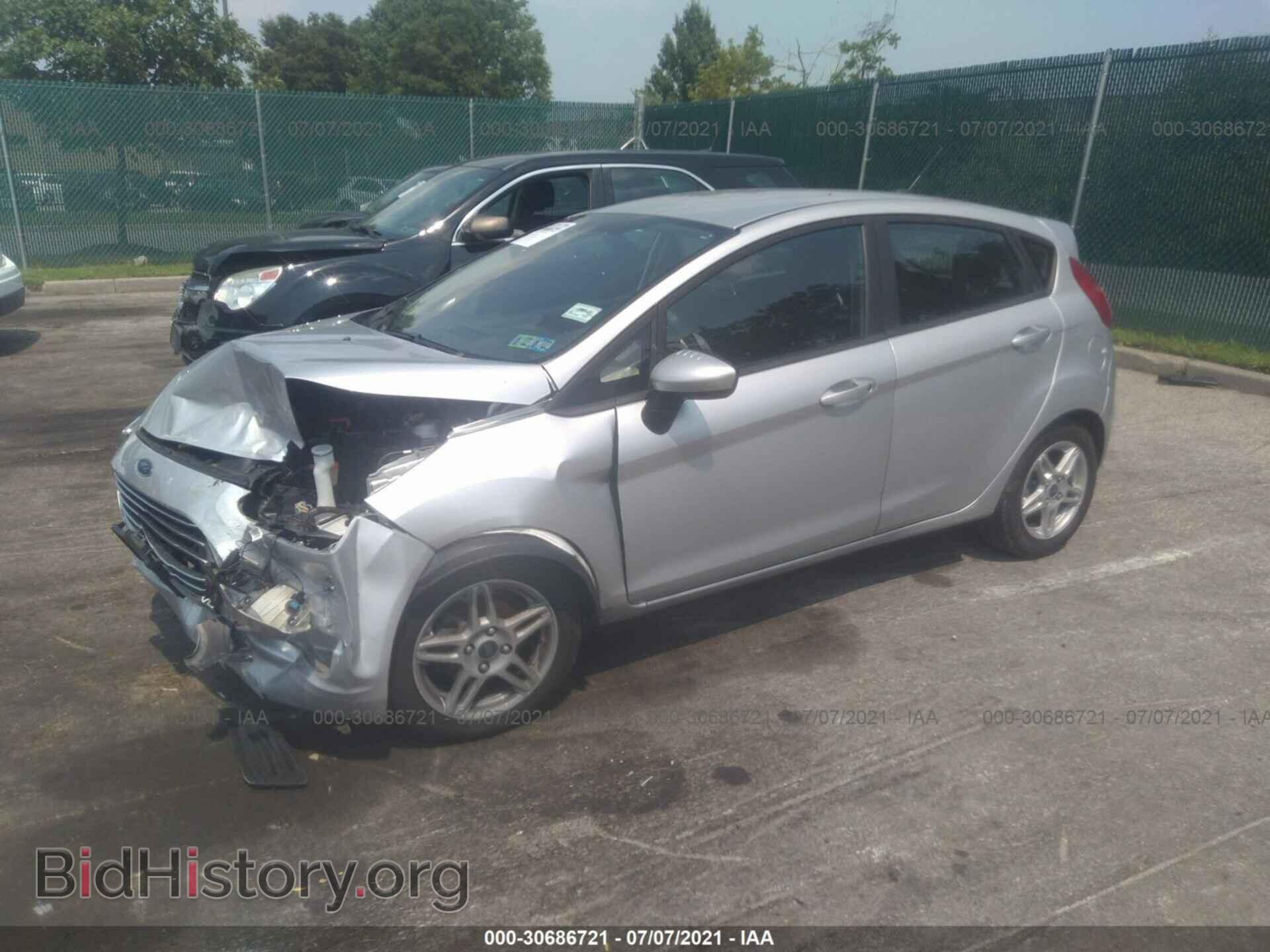 2019 FORD FIESTA - VIN: 3FADP4EJ6KM108179 - Фото 2