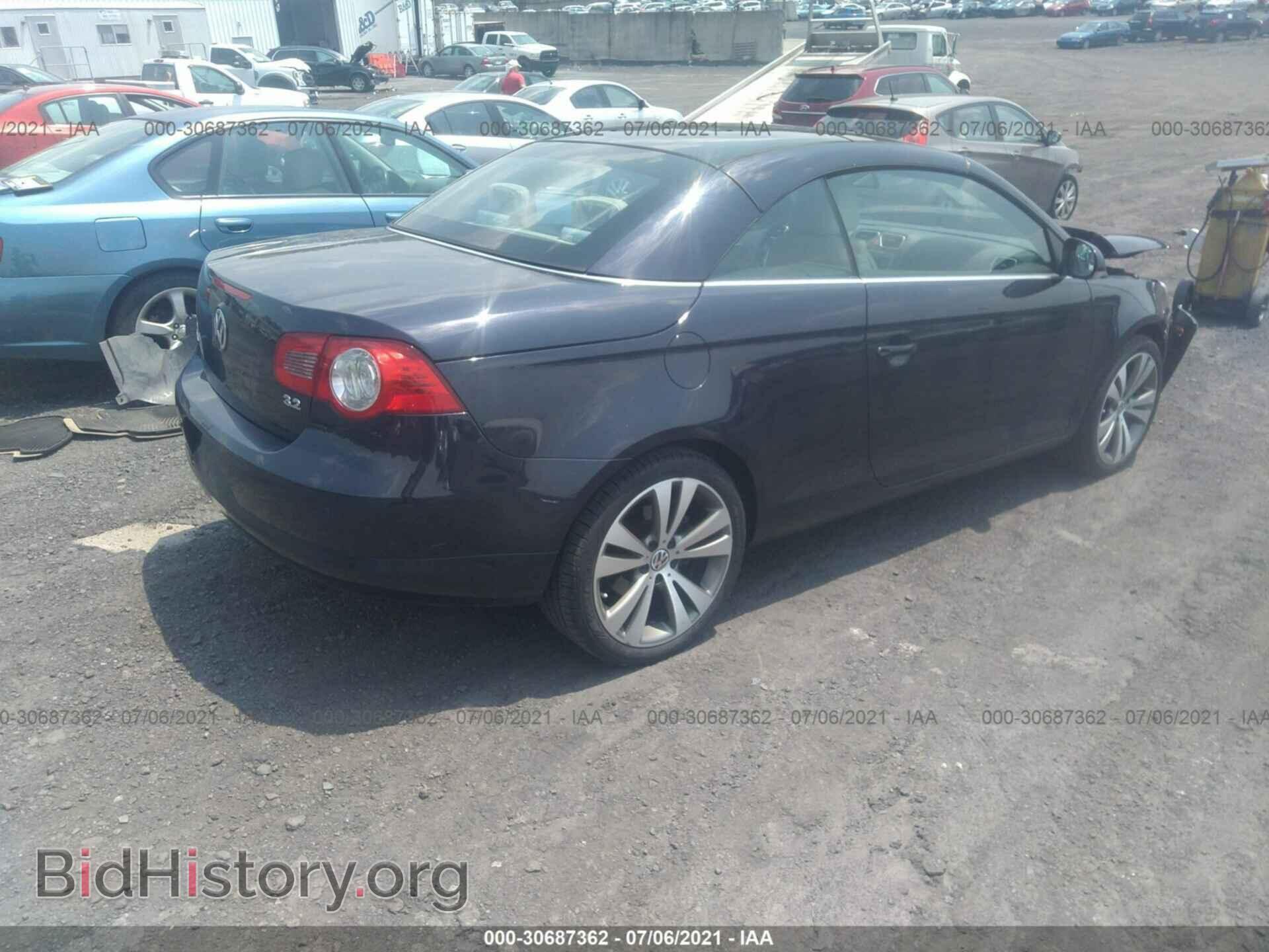 2008 VOLKSWAGEN EOS - VIN: WVWDB71F08V004152 - Фото 4