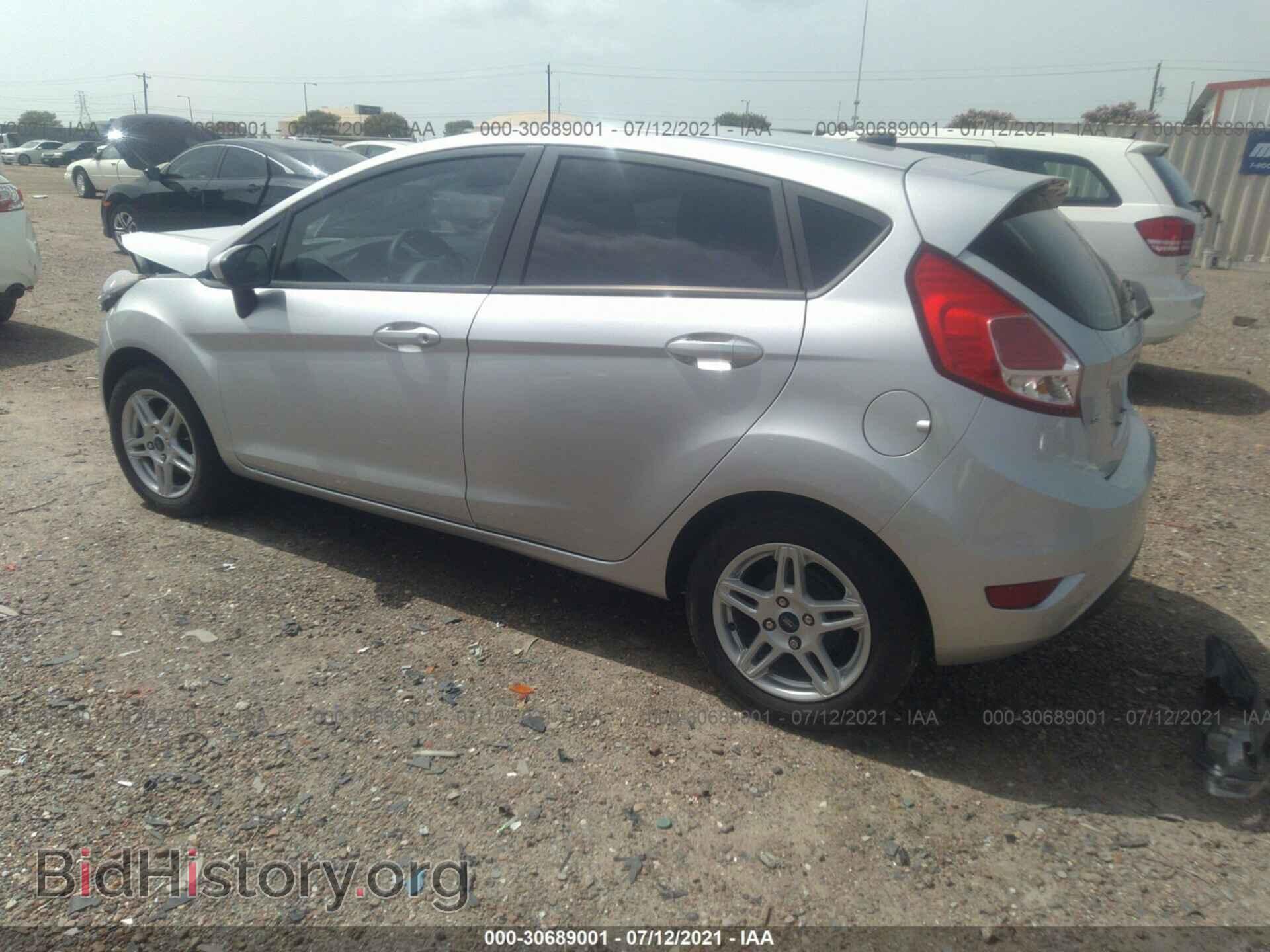 2018 FORD FIESTA - VIN: 3FADP4EJ2JM146409 - Фото 3