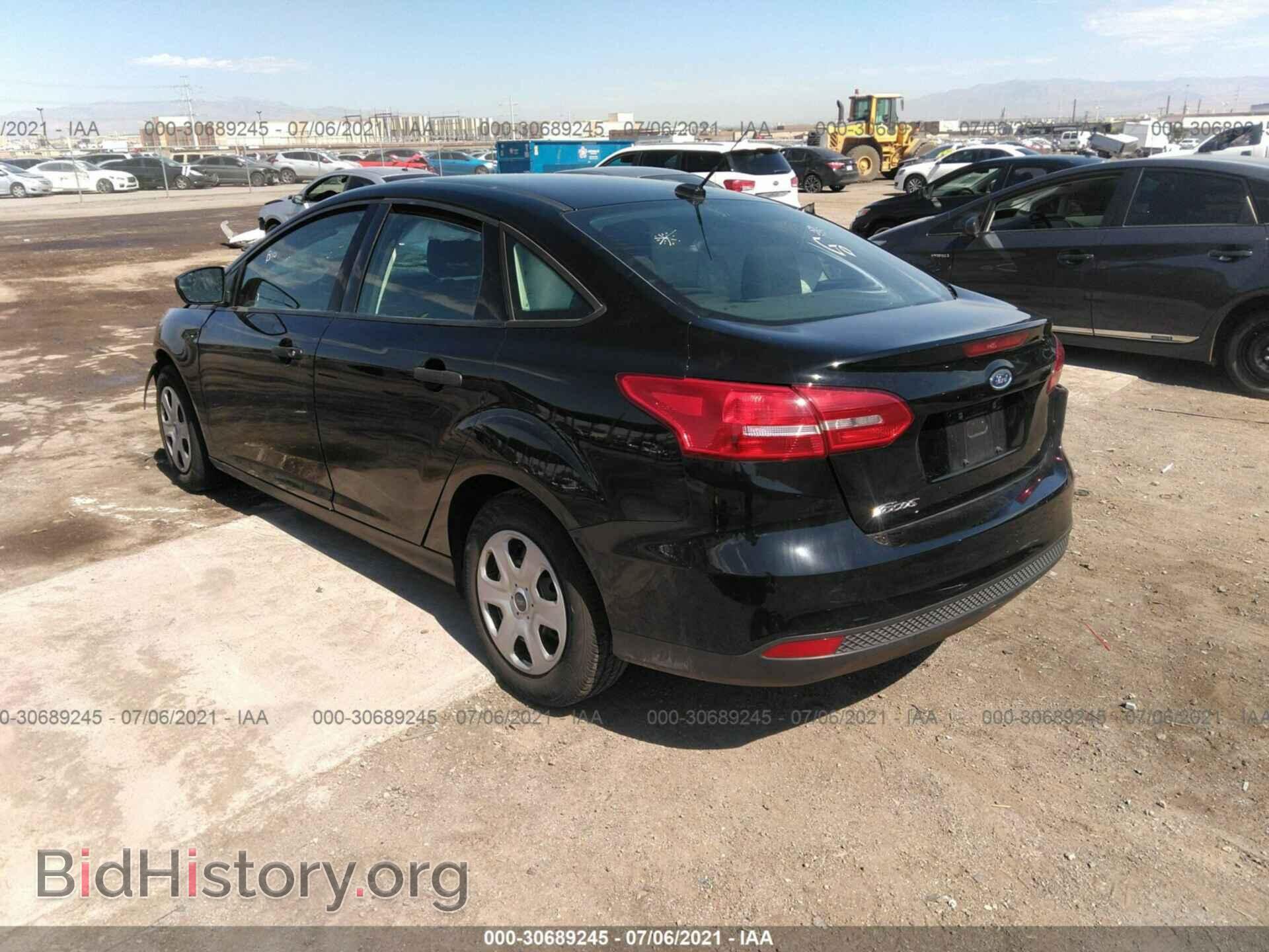 2018 FORD FOCUS - VIN: 1FADP3E24JL205304 - Фото 3