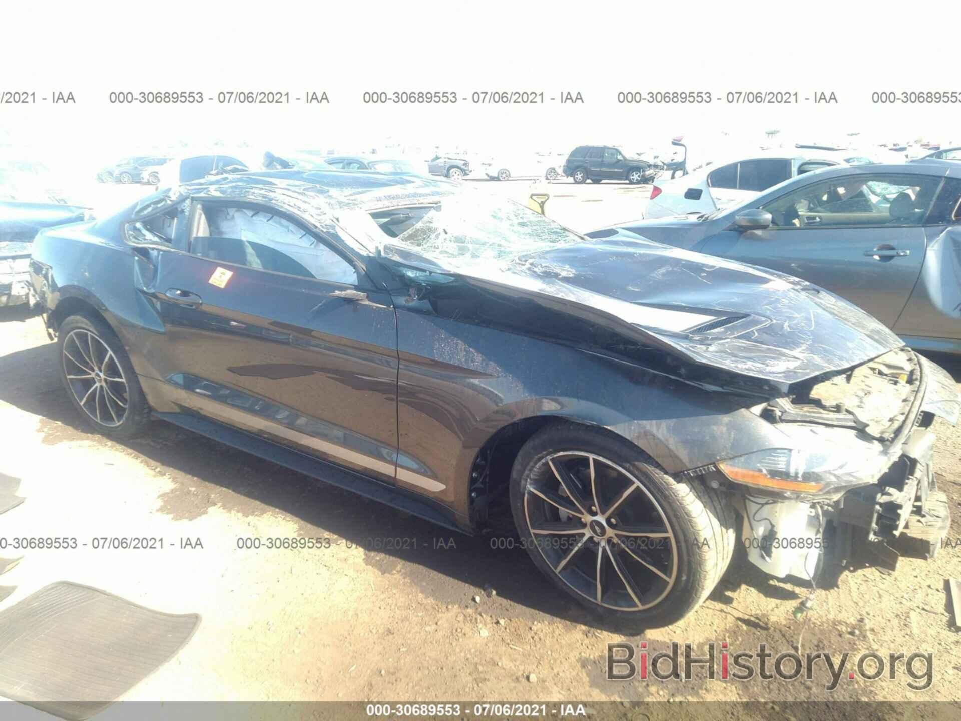Photo 1FA6P8TH8L5105887 - FORD MUSTANG 2020