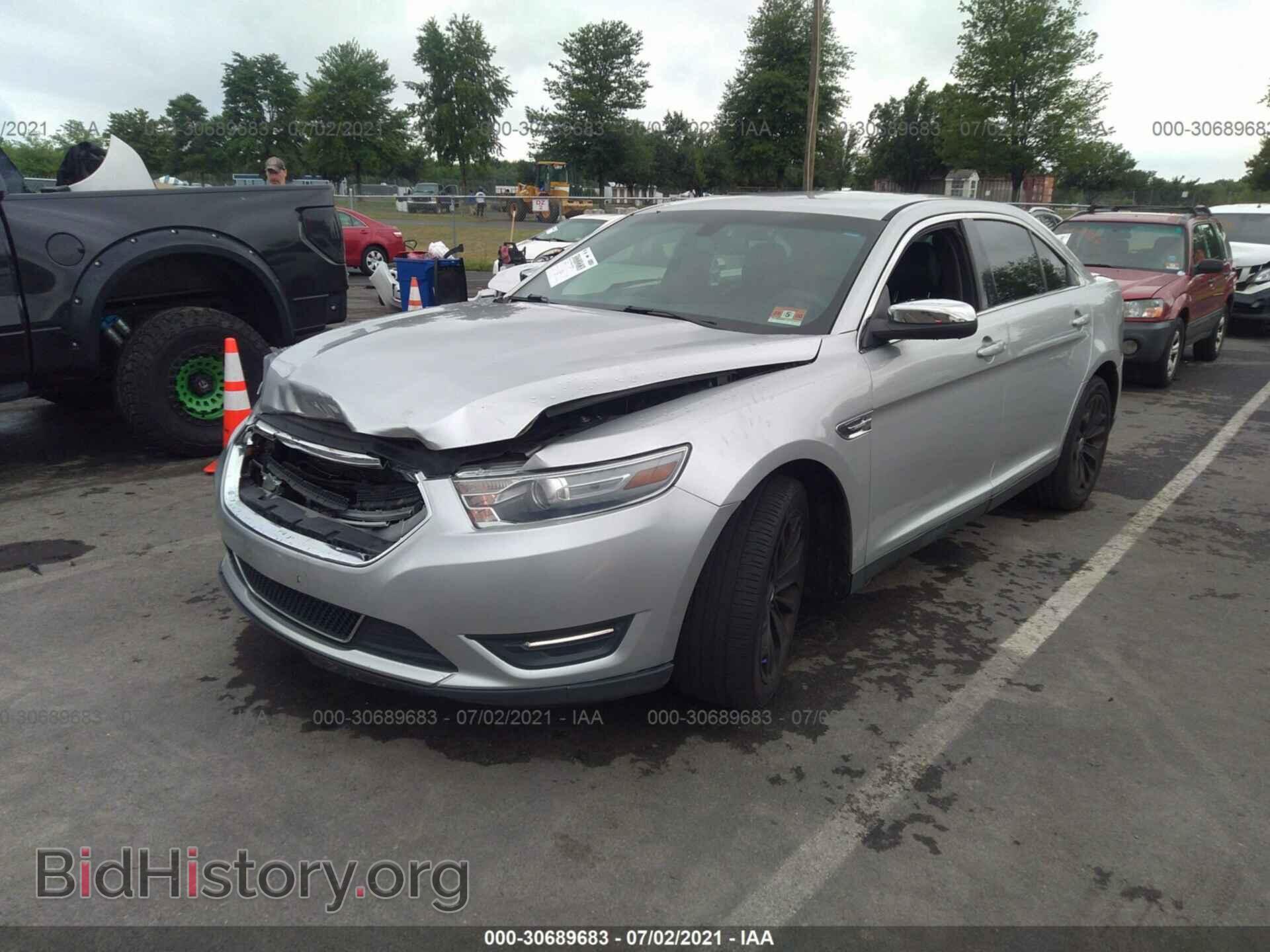 2013 FORD TAURUS - VIN: 1FAHP2F89DG197857 - Фото 2