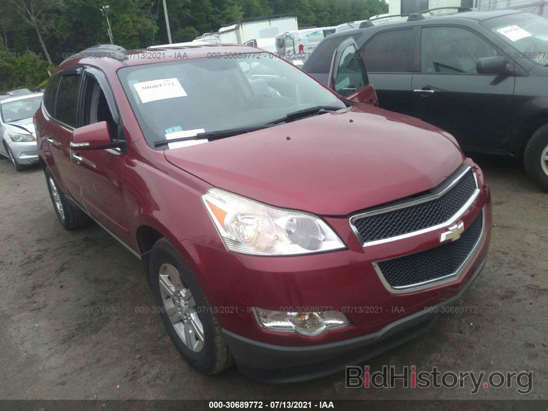 Photo 1GNKVGED5BJ365809 - CHEVROLET TRAVERSE 2011
