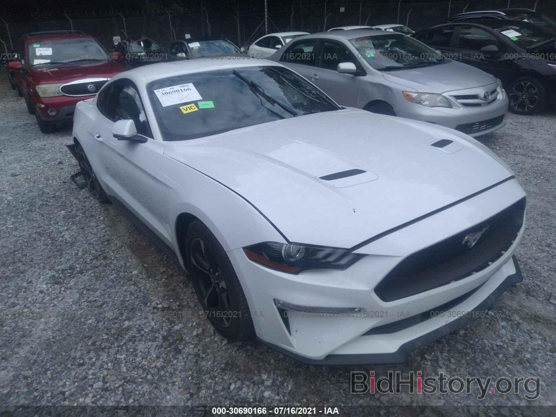 Photo 1FA6P8TH4J5182494 - FORD MUSTANG 2018