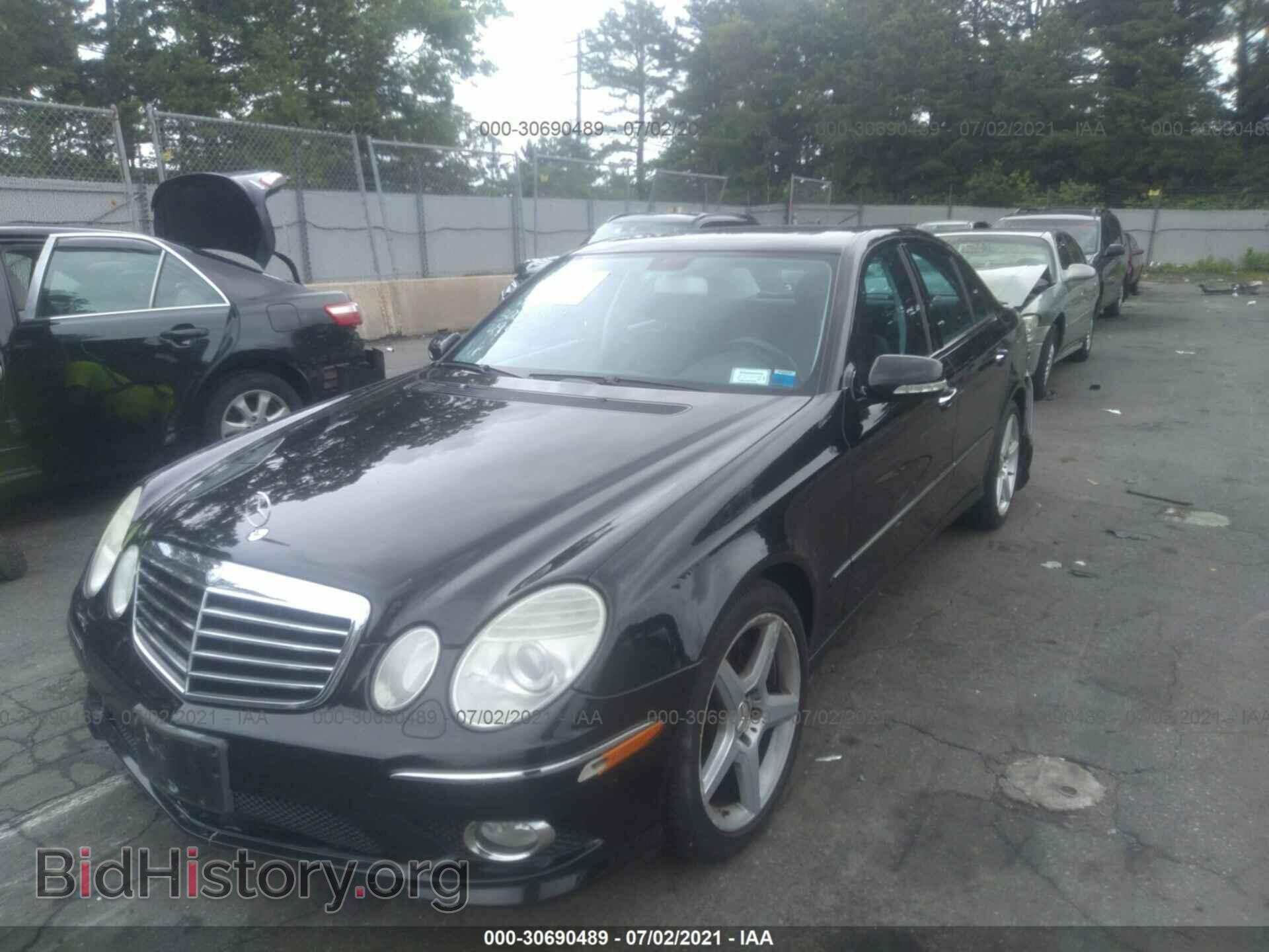 2009 MERCEDES-BENZ E-CLASS - VIN: WDBUF87XX9B414436 - Фото 2