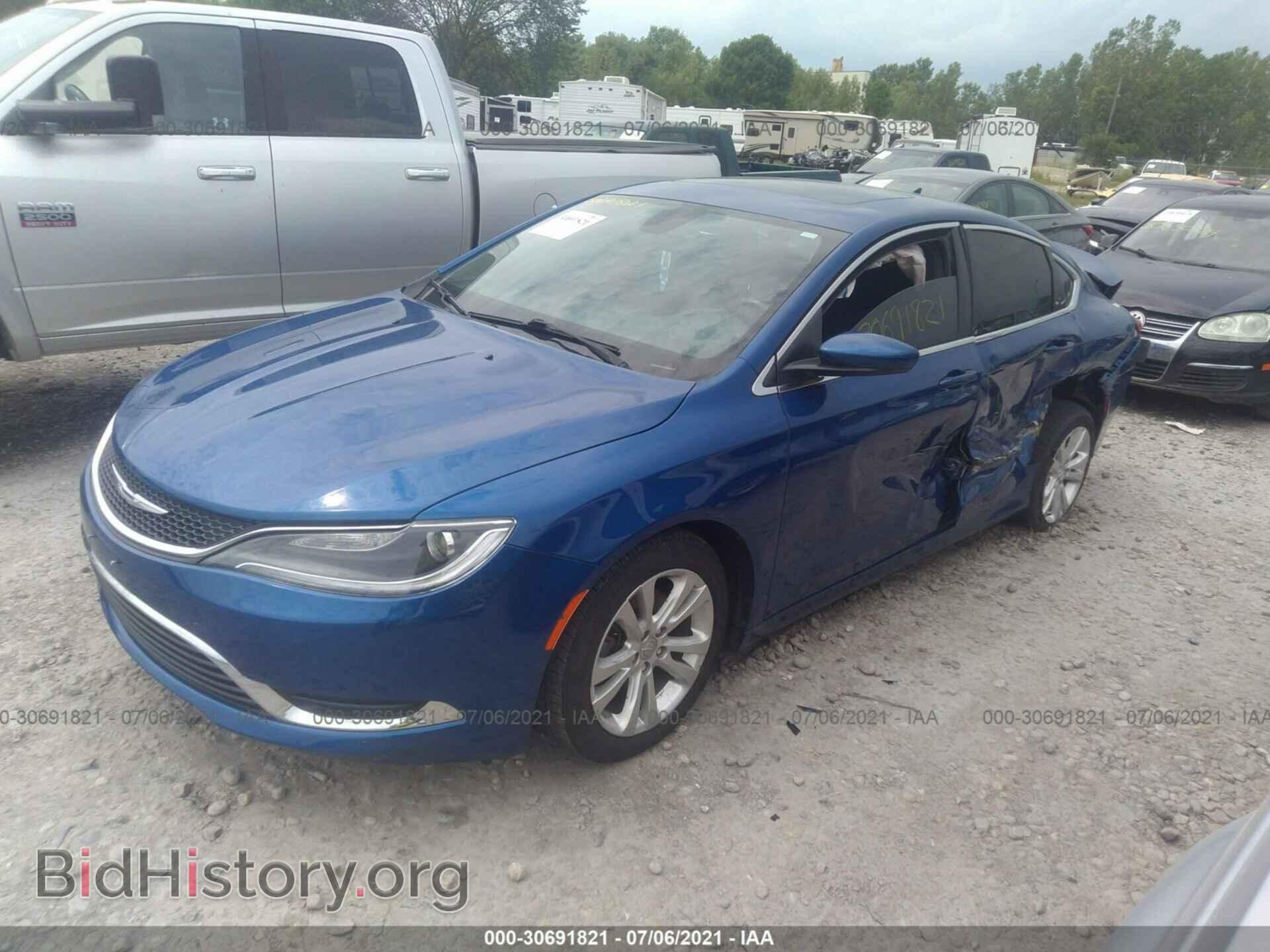 2016 CHRYSLER 200 - VIN: 1C3CCCAB7GN160982 - Фото 2