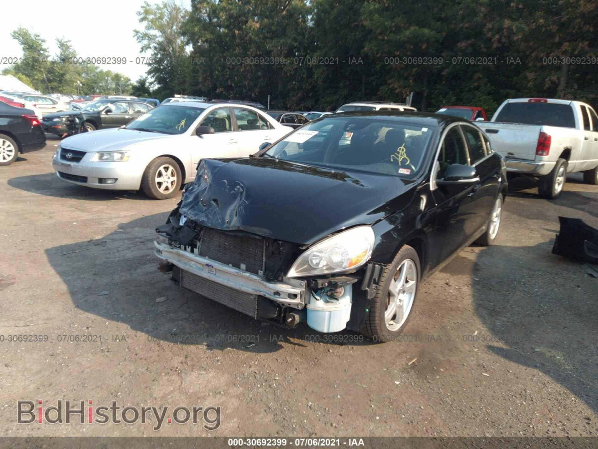 2012 VOLVO S60 - VIN: YV1622FS4C2042392 - Фото 2