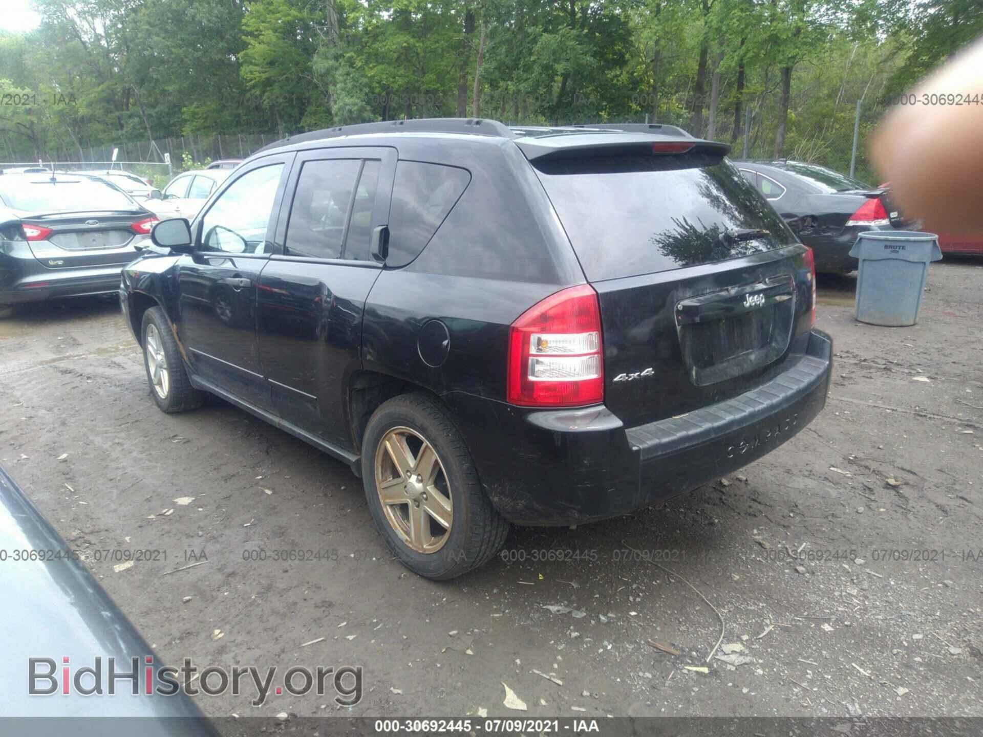2008 JEEP COMPASS - VIN: 1J8FF47W38D562899 - Фото 3