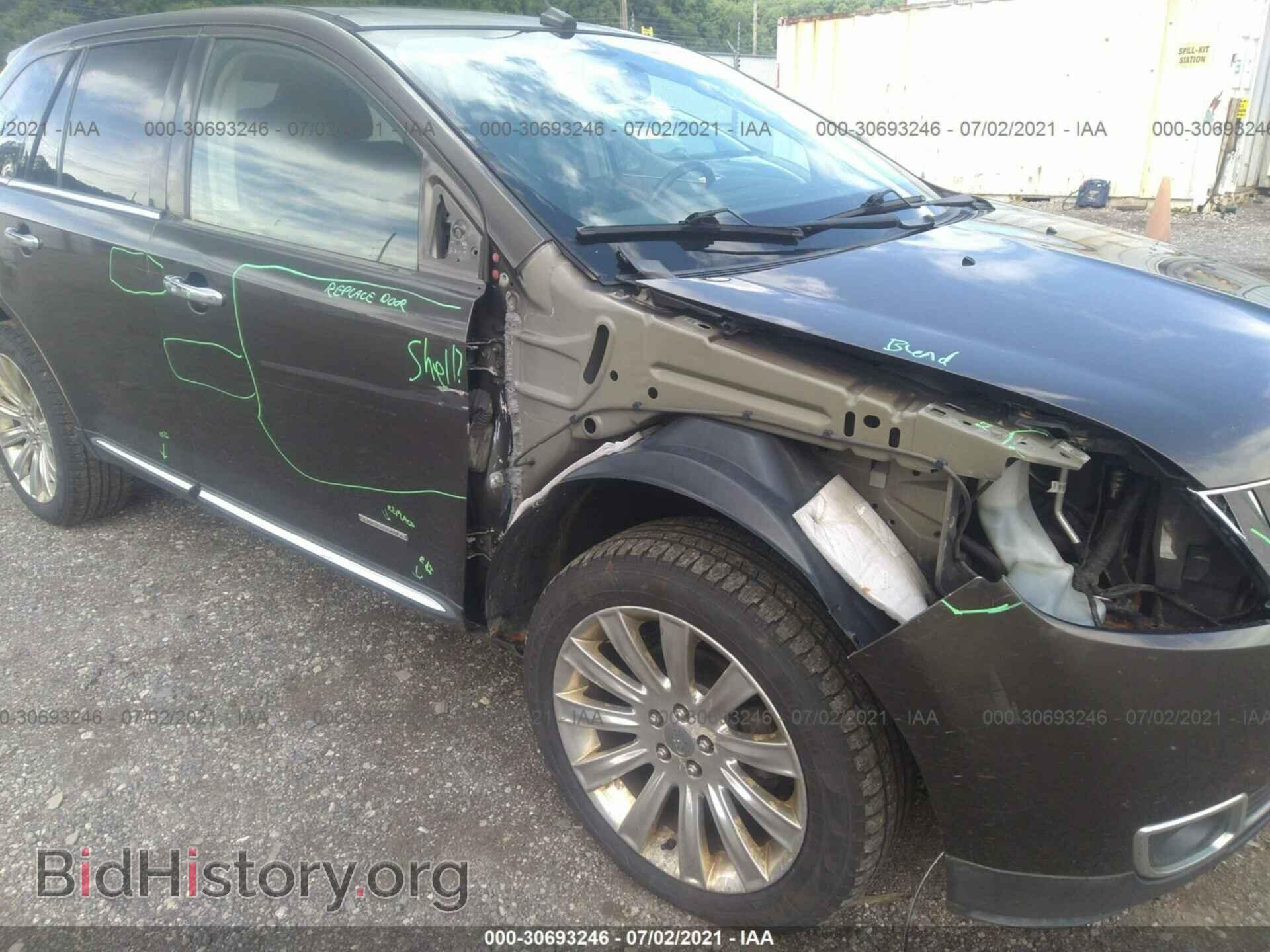 2011 LINCOLN MKX - VIN: 2LMDJ8JK5BBJ07592 - Фото 6