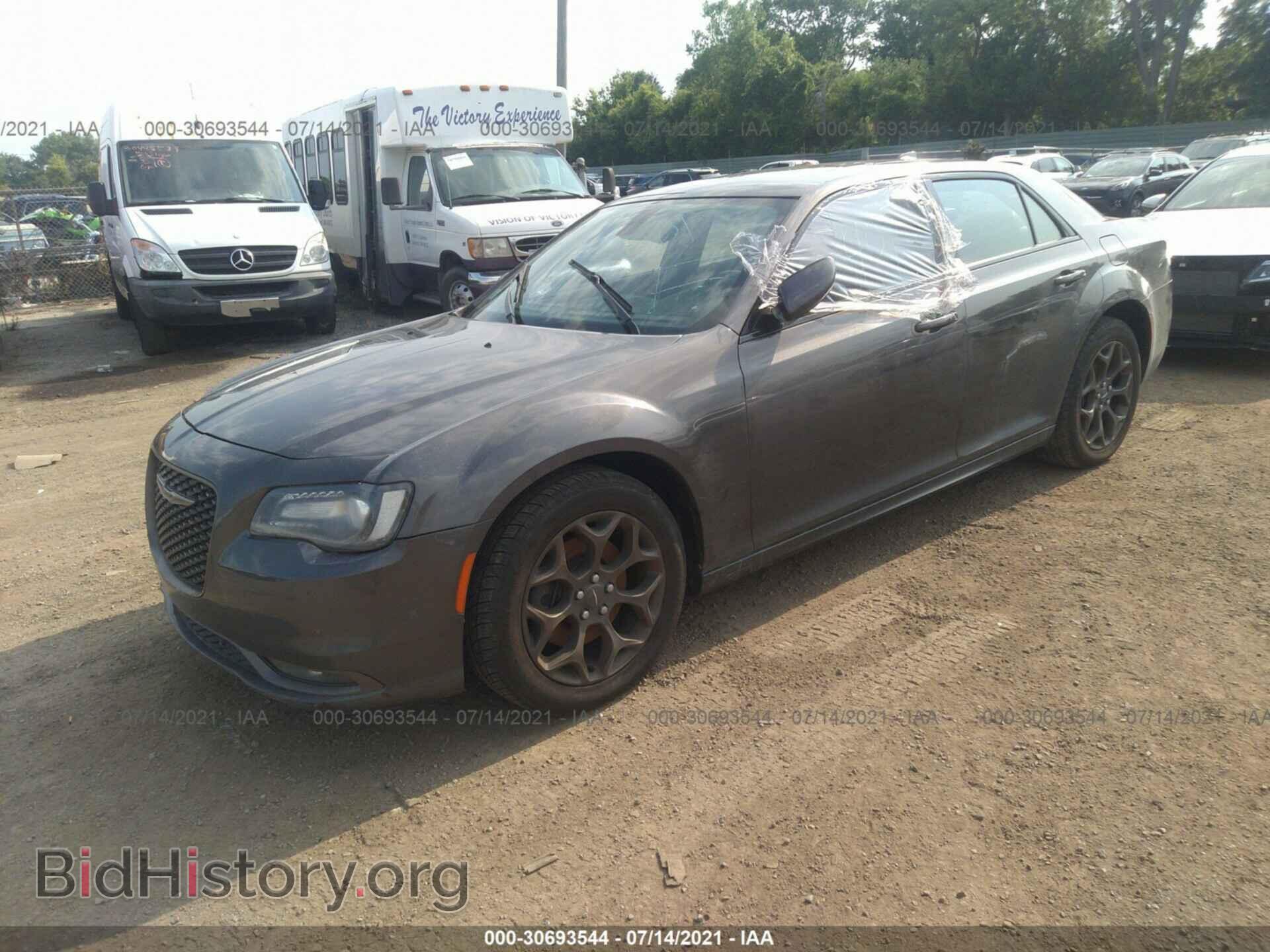 2016 CHRYSLER 300 - VIN: 2C3CCAGGXGH274345 - Фото 2