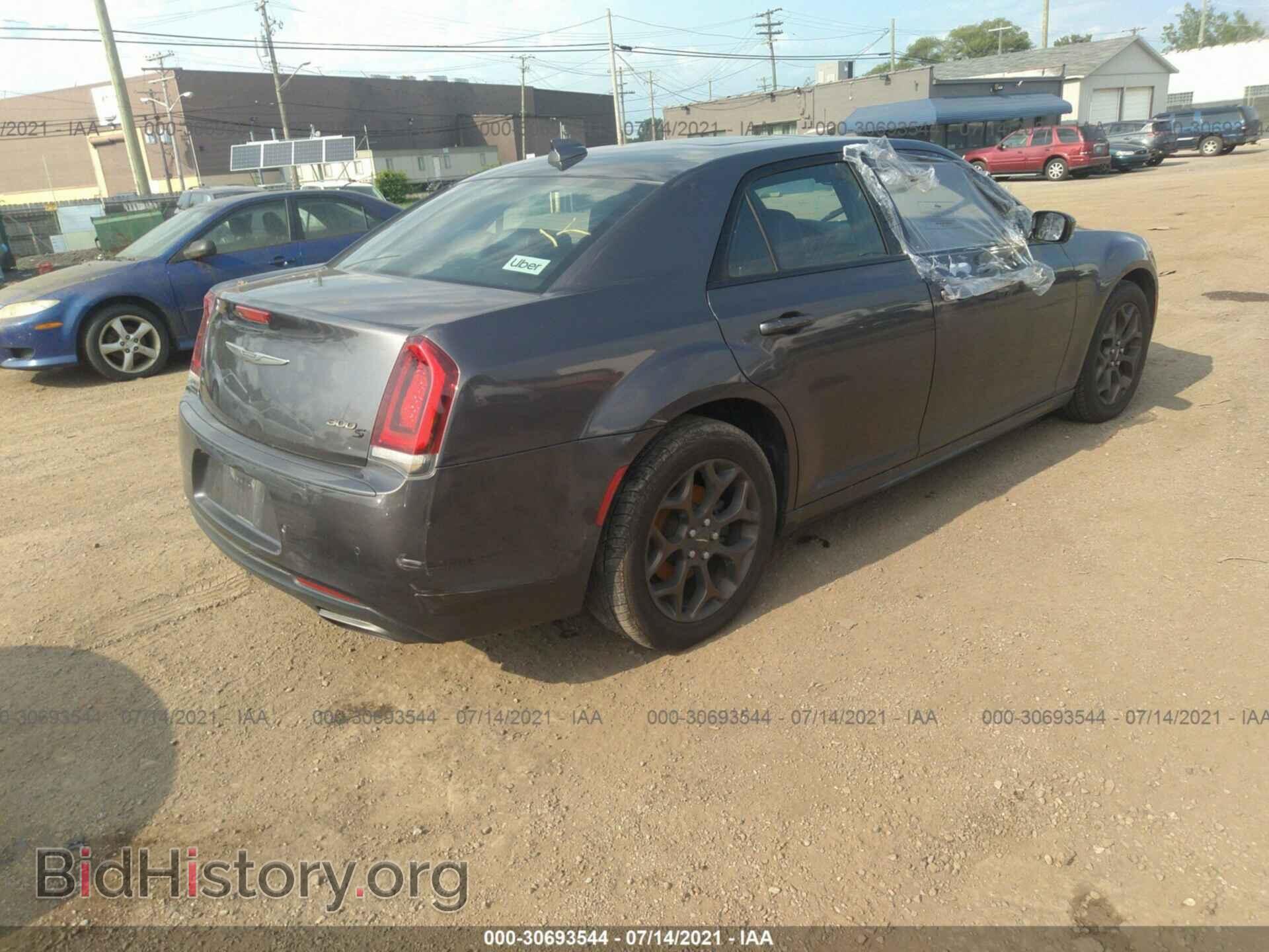 2016 CHRYSLER 300 - VIN: 2C3CCAGGXGH274345 - Фото 4