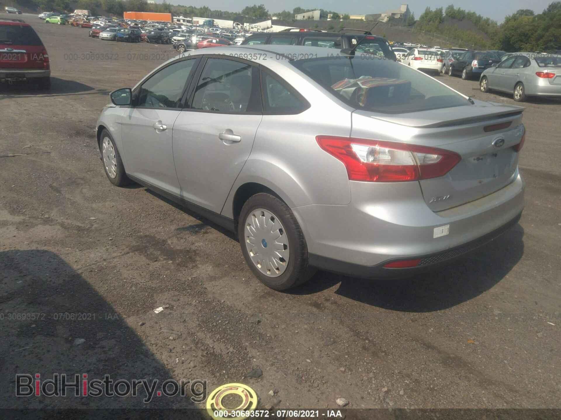 2012 FORD FOCUS - VIN: 1FAHP3F23CL229905 - Фото 3
