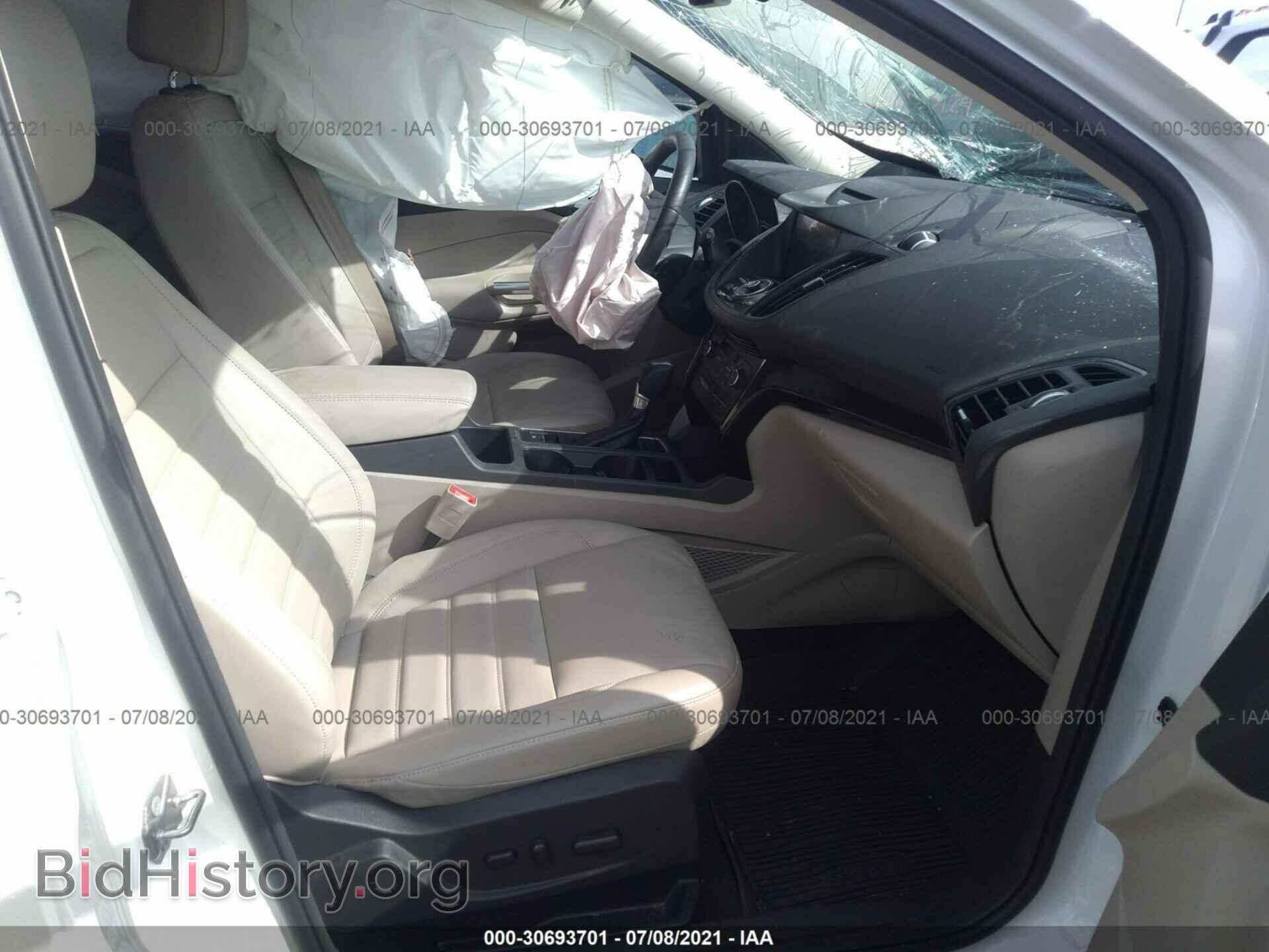 2017 FORD ESCAPE - VIN: 1FMCU0JD8HUE51776 - Photo 5