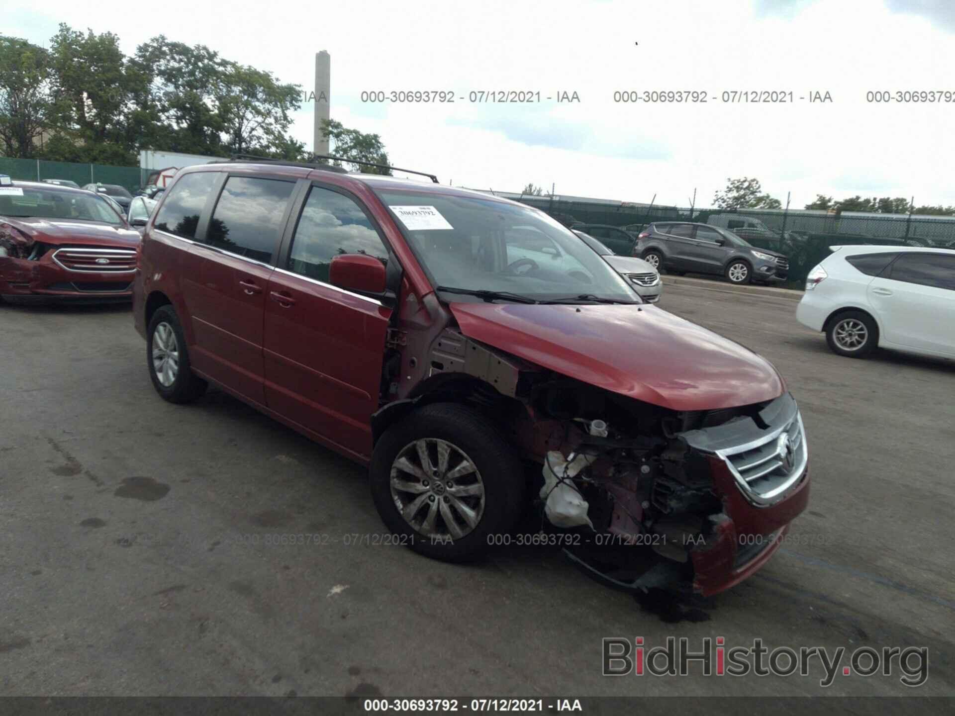 Photo 2C4RVABGXCR294090 - VOLKSWAGEN ROUTAN 2012