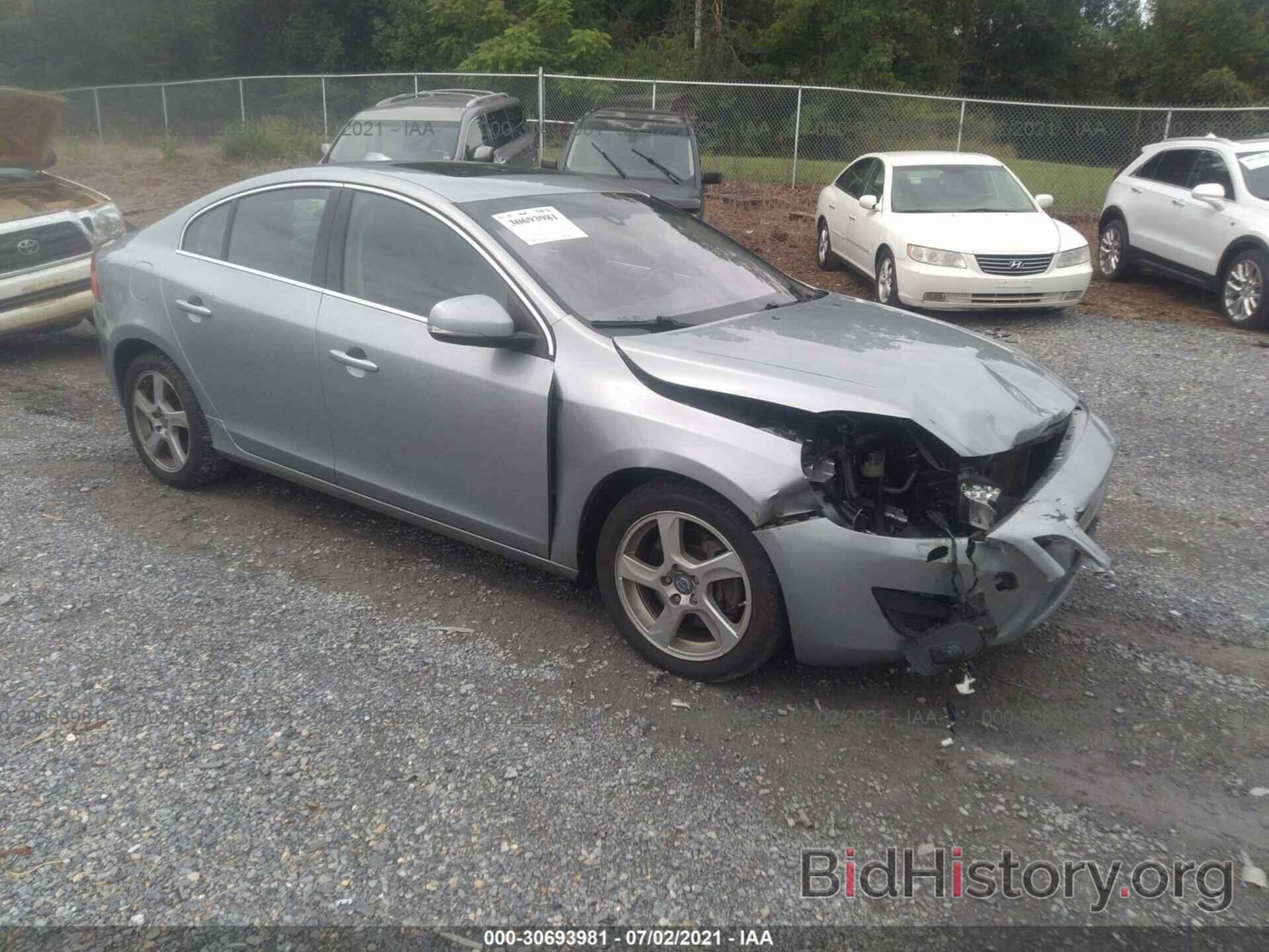 Photo YV1612FS4D1222398 - VOLVO S60 2013