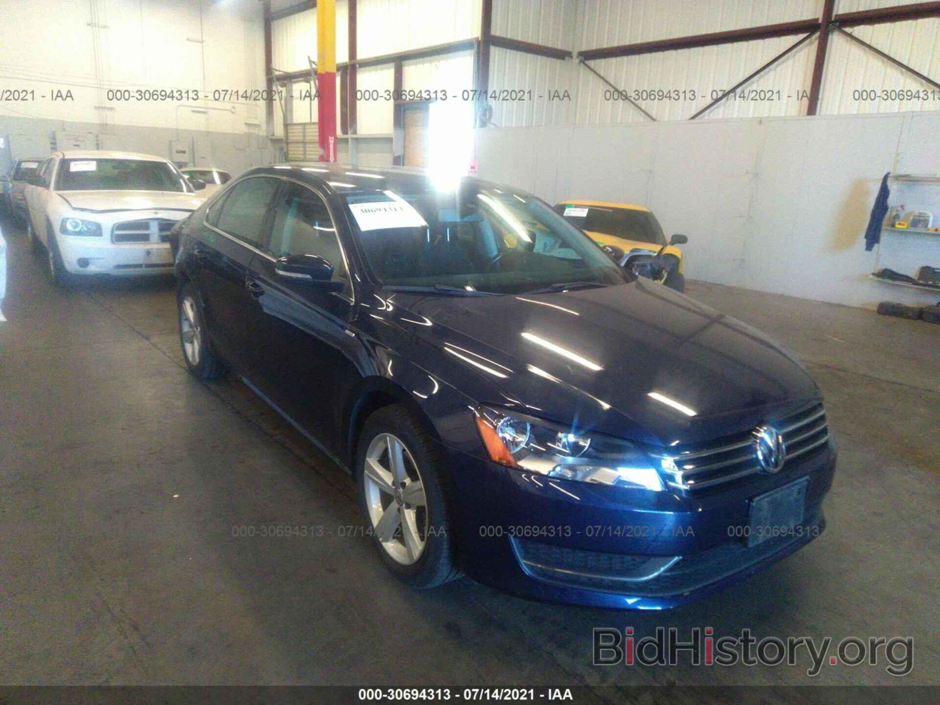 Photo 1VWAT7A30EC040014 - VOLKSWAGEN PASSAT 2014