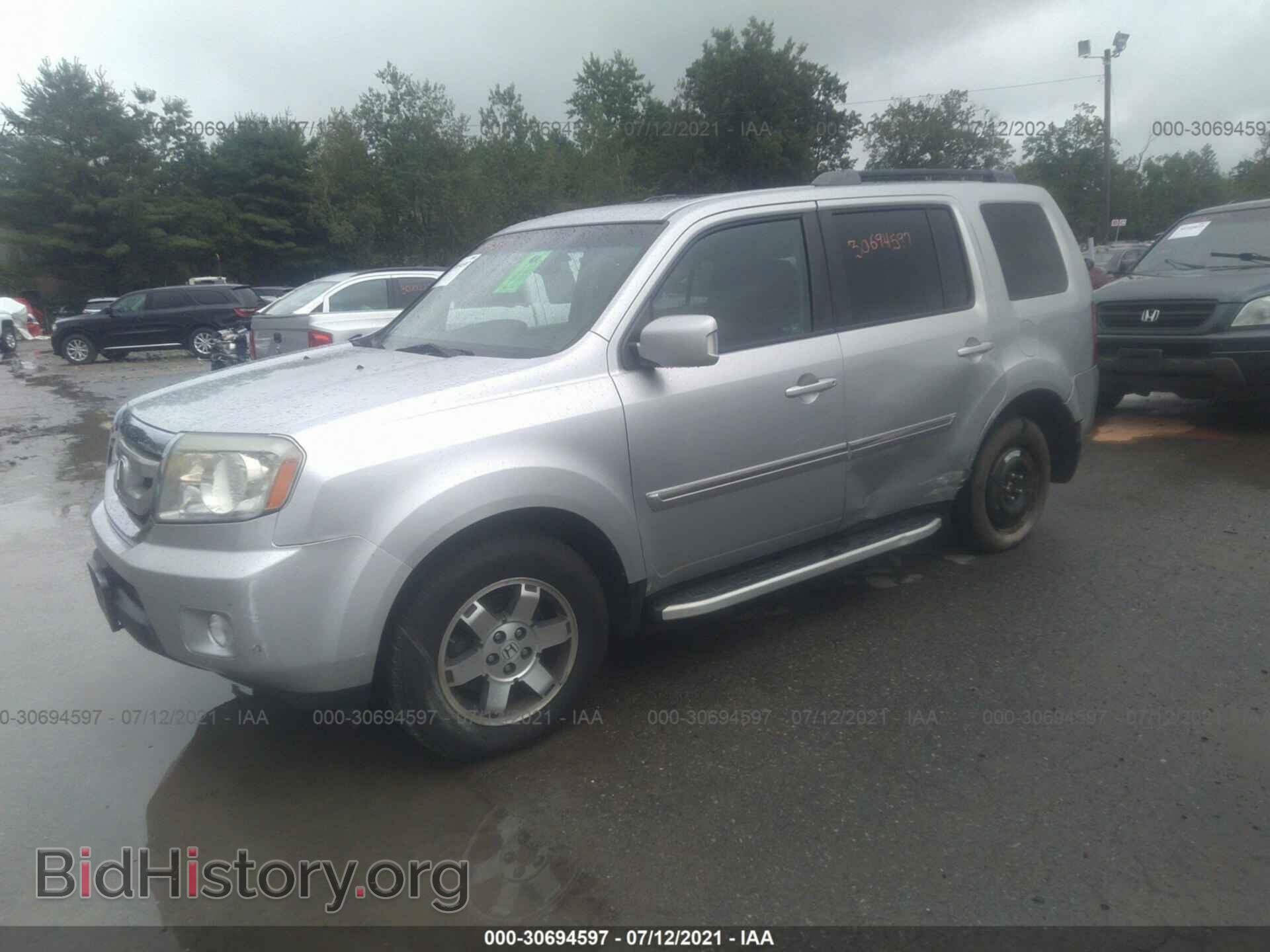 2011 HONDA PILOT - VIN: 5FNYF4H90BB034147 - Фото 2