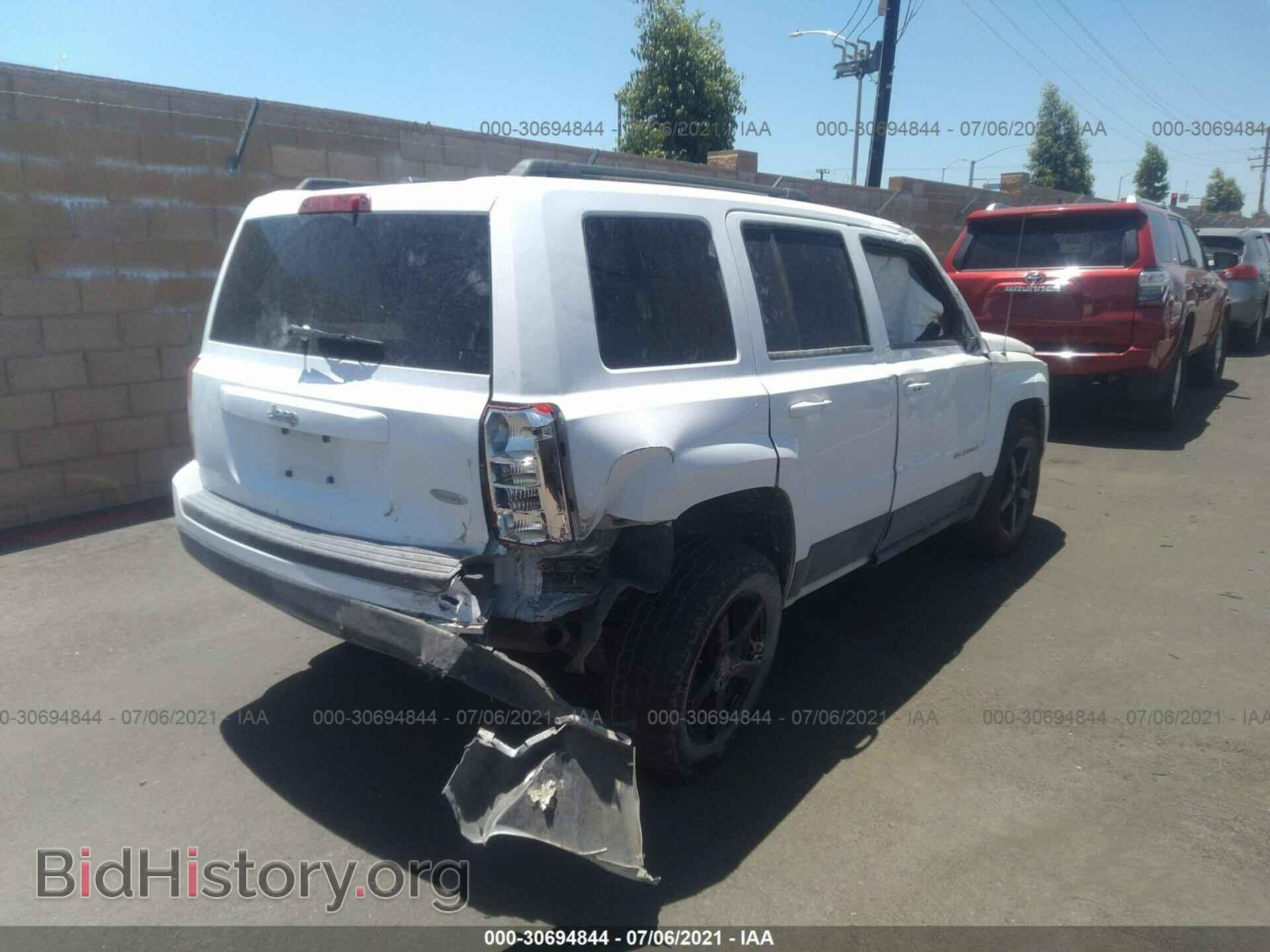 2012 JEEP PATRIOT - VIN: 1C4NJPFA7CD696607 - Фото 4