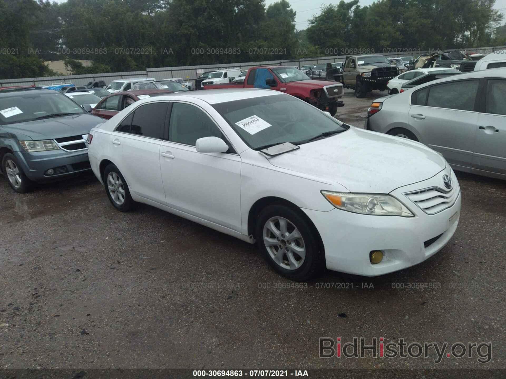 Photo 4T4BF3EK7BR091610 - TOYOTA CAMRY 2011