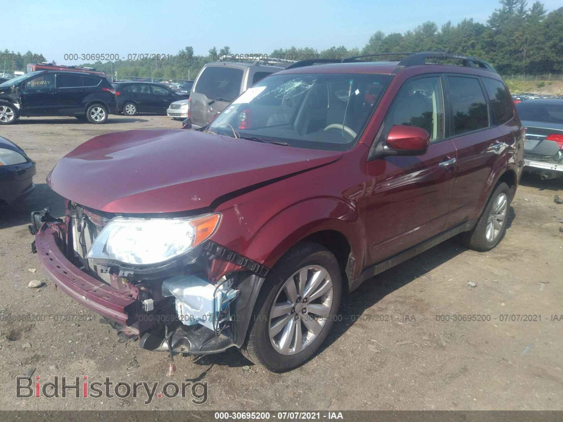 2011 SUBARU FORESTER - VIN: JF2SHAEC0BH731737 - Фото 2