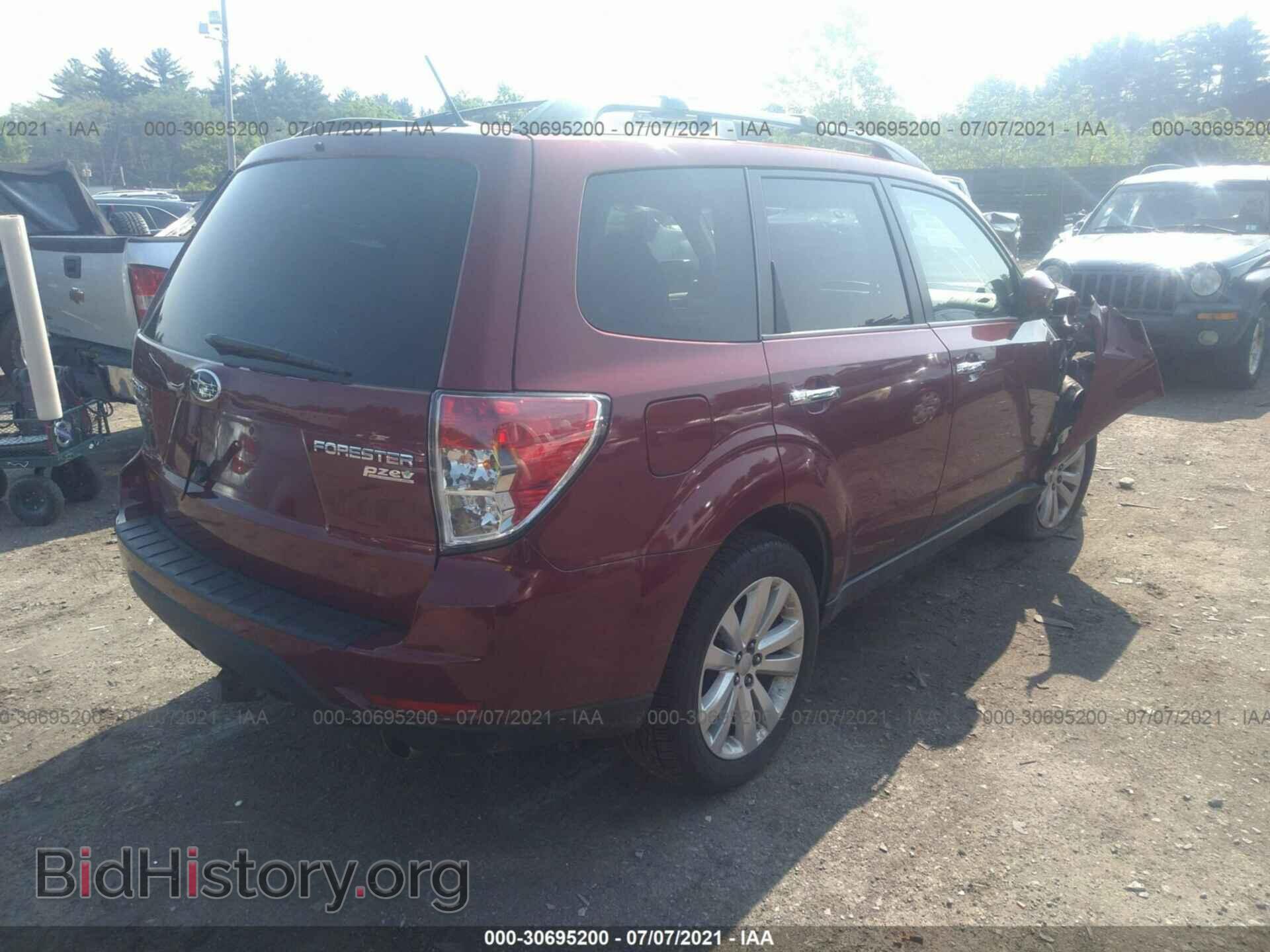 2011 SUBARU FORESTER - VIN: JF2SHAEC0BH731737 - Фото 4