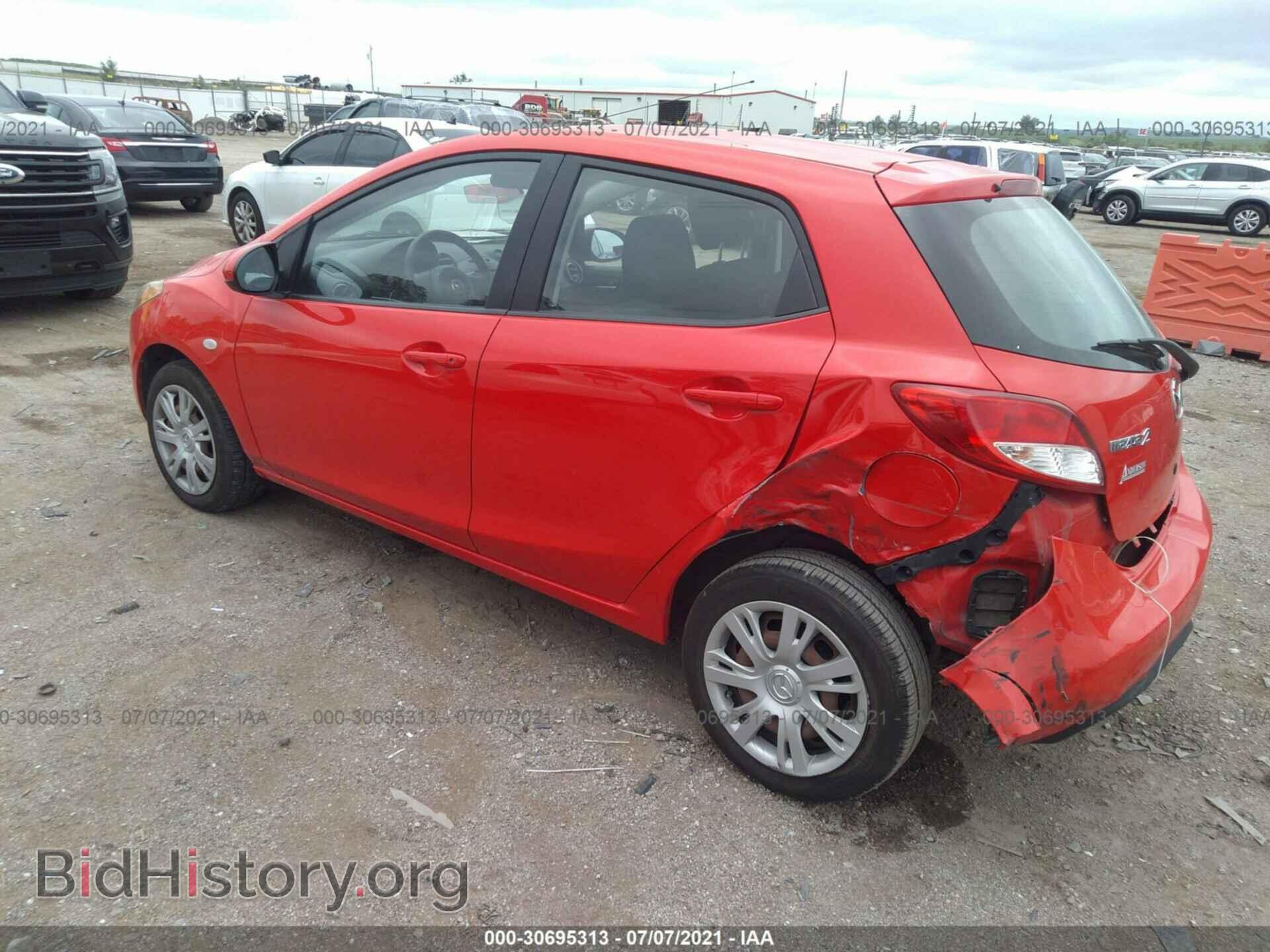 2013 MAZDA MAZDA2 - VIN: JM1DE1KY2D0152427 - Фото 3