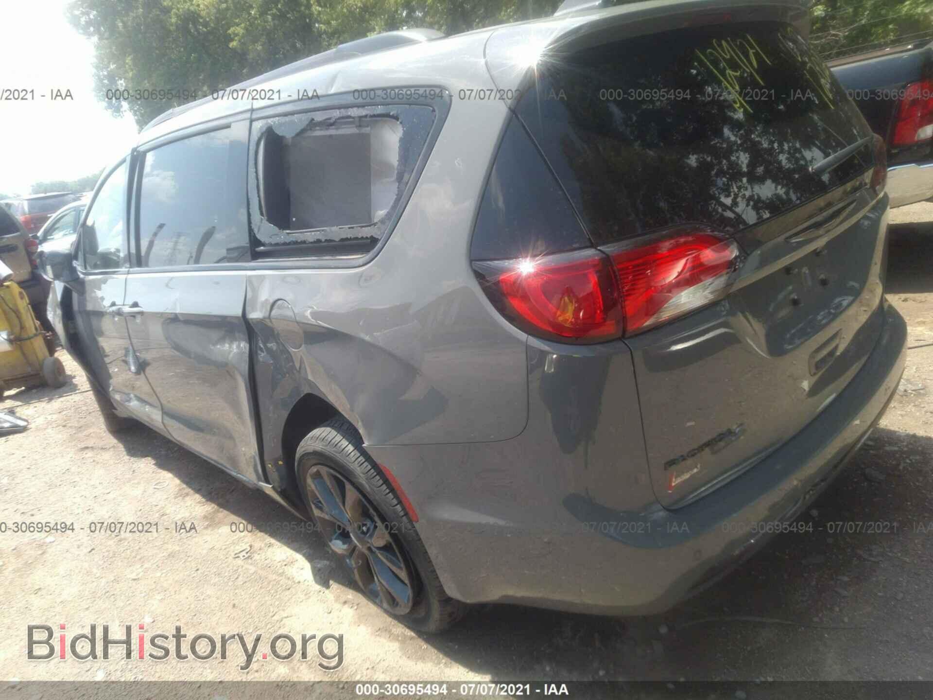 2020 CHRYSLER PACIFICA - VIN: 2C4RC1EG6LR126996 - Photo 3