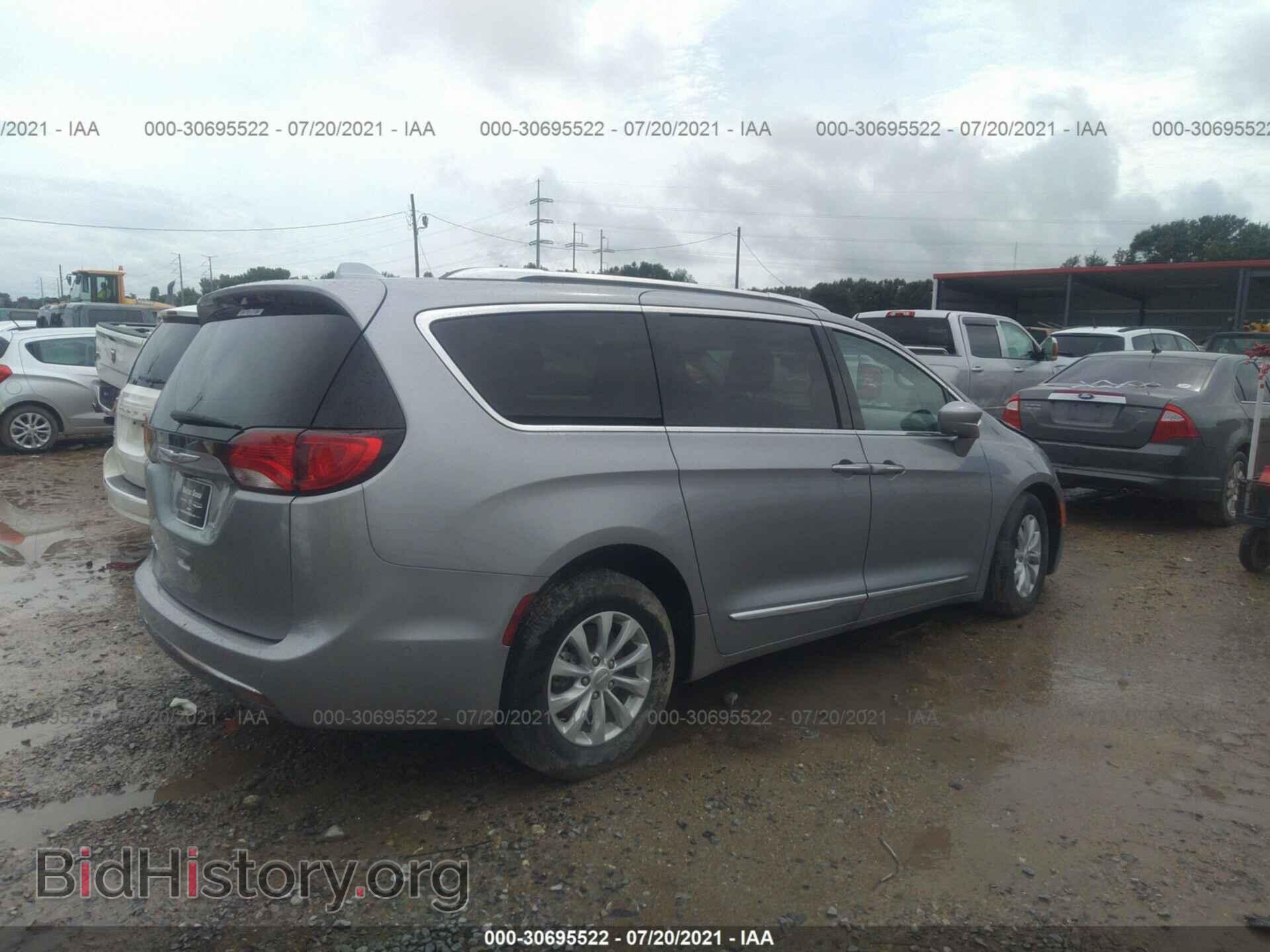 2019 CHRYSLER PACIFICA - VIN: 2C4RC1BG5KR645654 - Фото 4
