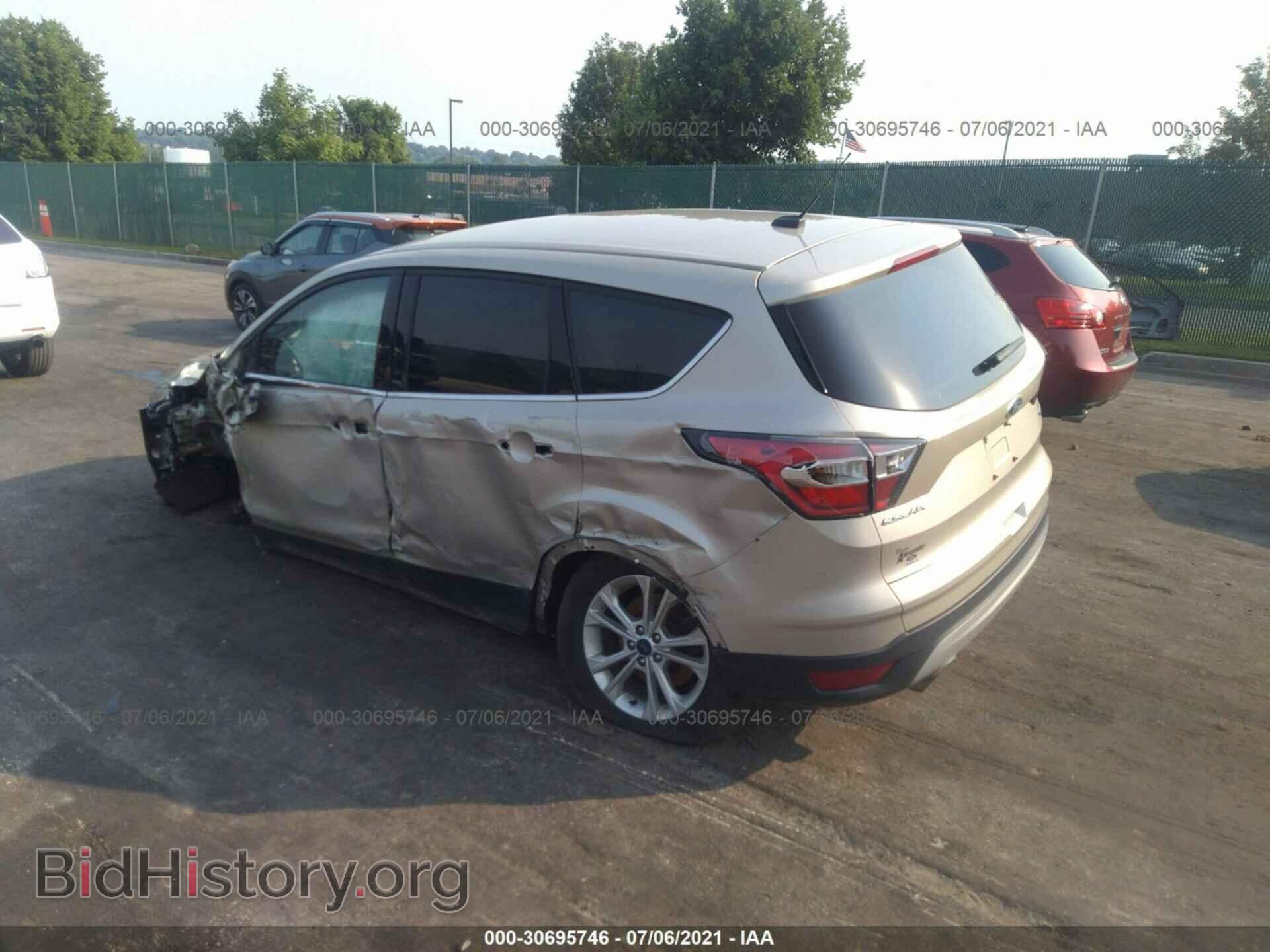 2017 FORD ESCAPE - VIN: 1FMCU9GD6HUB22652 - Photo 3