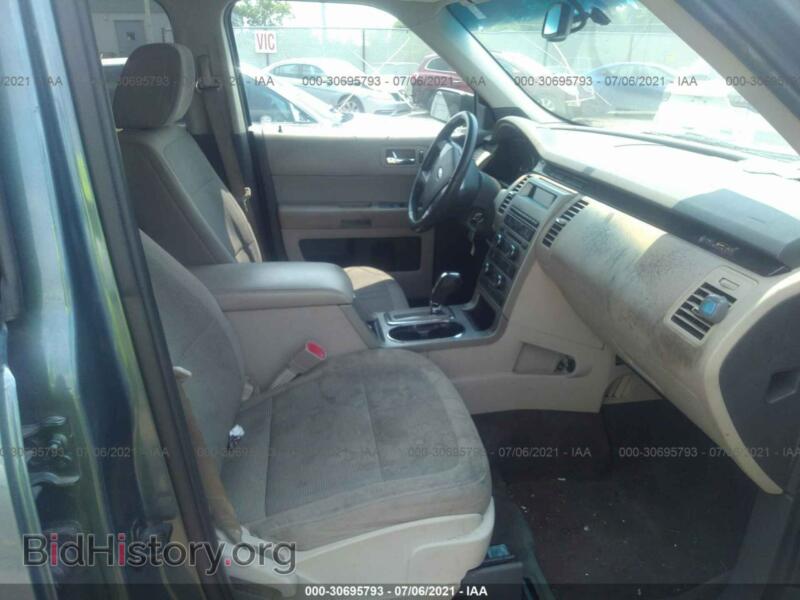 2010 Ford FLEX (VIN 2FMGK5BC5ABA50983) — photo 5 of 11