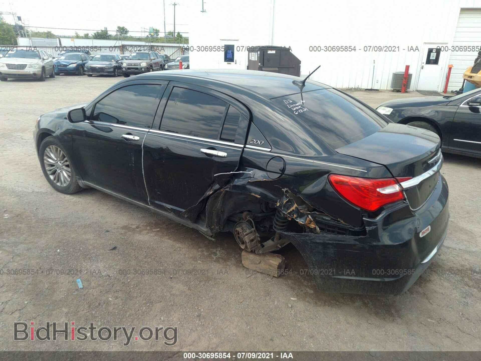 2012 CHRYSLER 200 - VIN: 1C3CCBCG1CN159212 - Фото 3