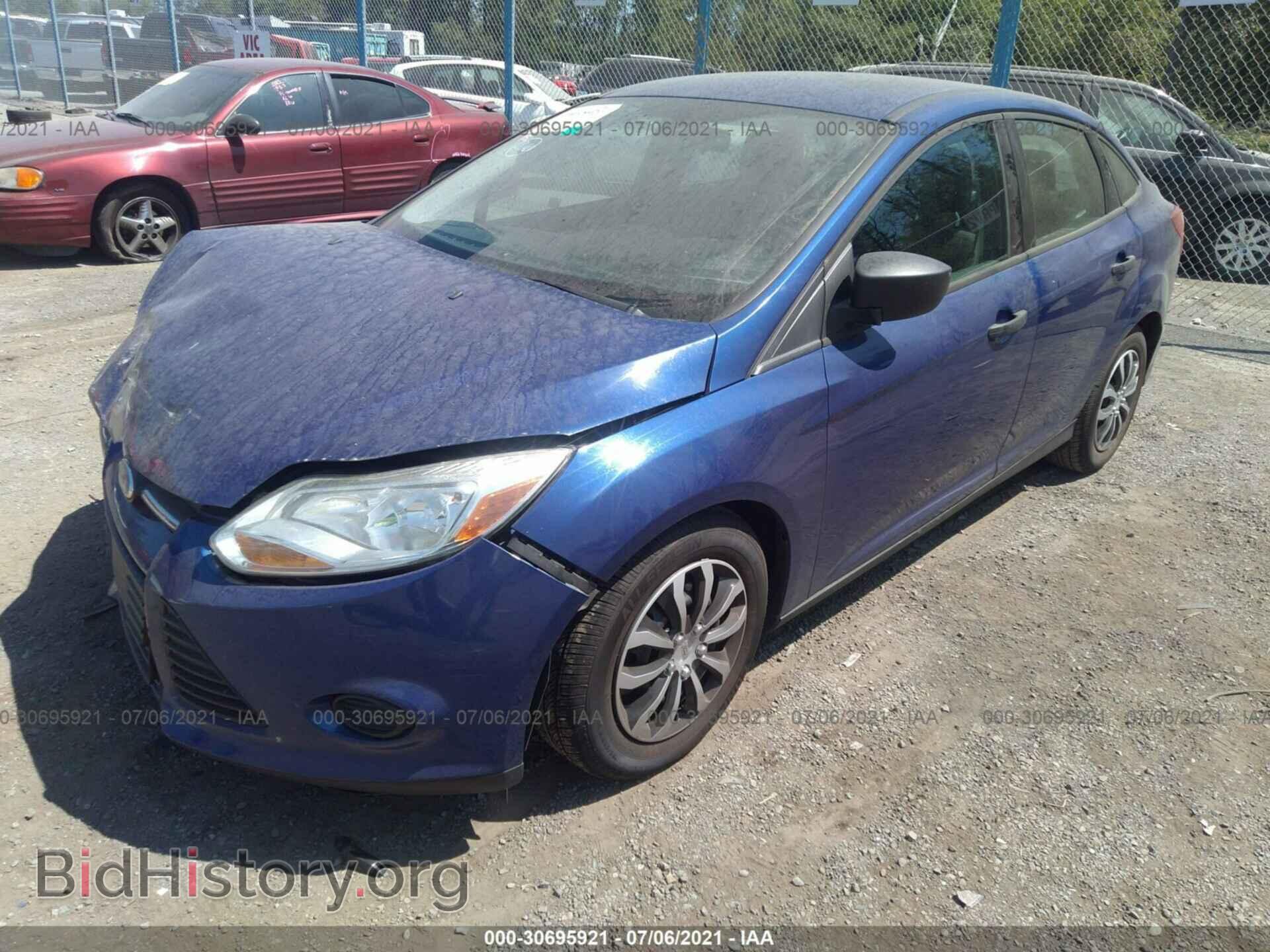 2012 FORD FOCUS - VIN: 1FAHP3E22CL228066 - Фото 2