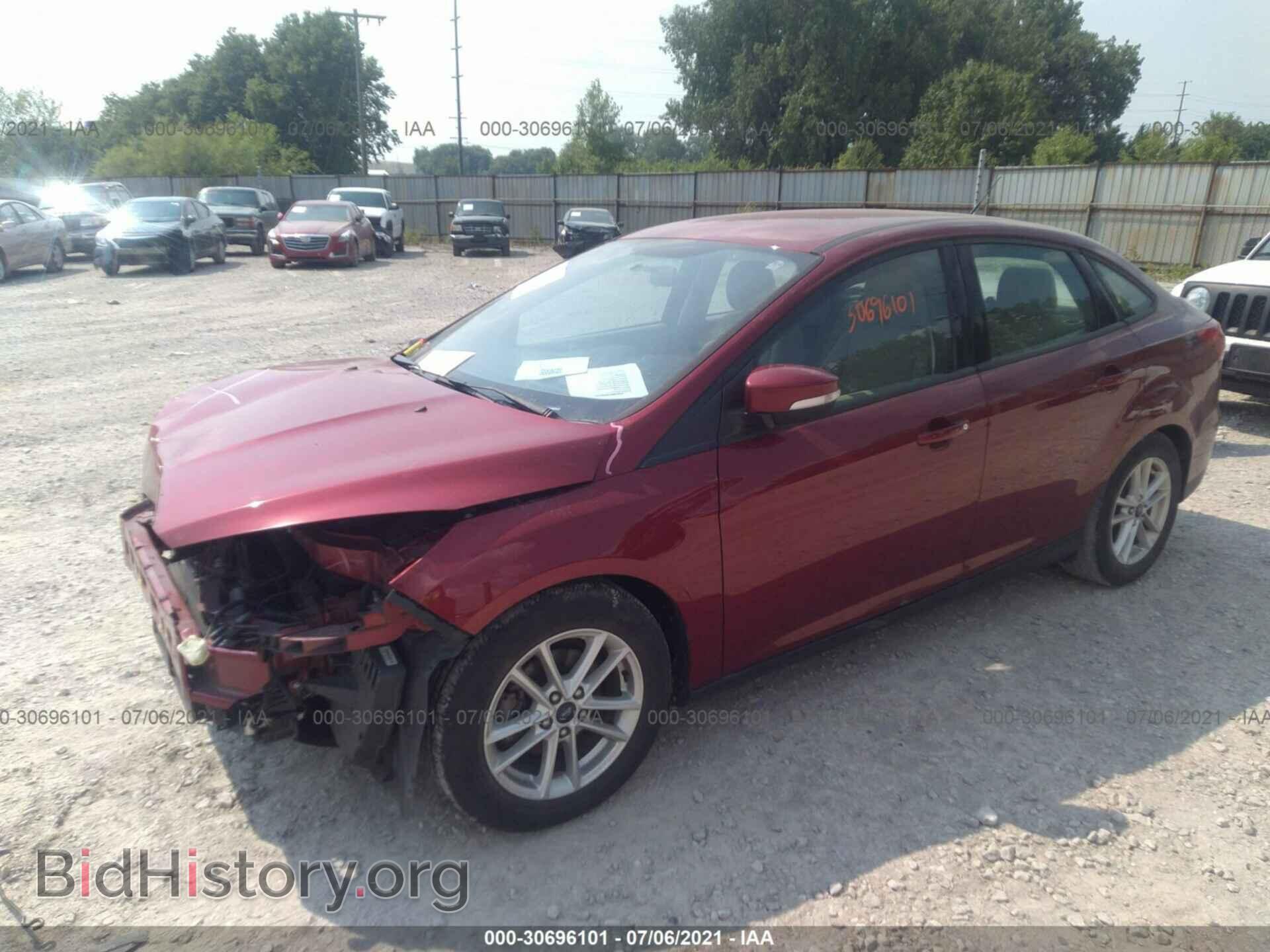 2016 FORD FOCUS - VIN: 1FADP3F2XGL358986 - Photo 2