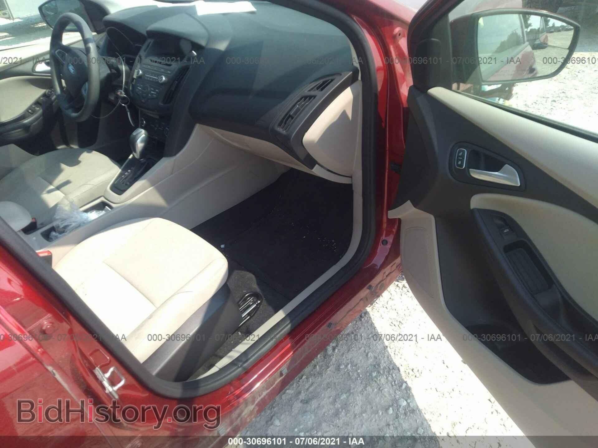 2016 FORD FOCUS - VIN: 1FADP3F2XGL358986 - Photo 5