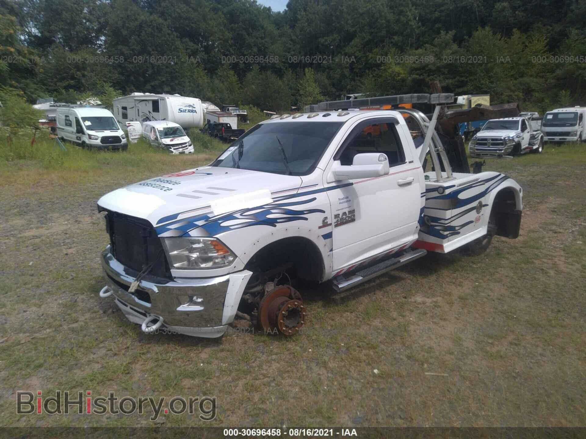 2014 RAM 4500 - VIN: 3C7WRLAL2EG131687 - Фото 2