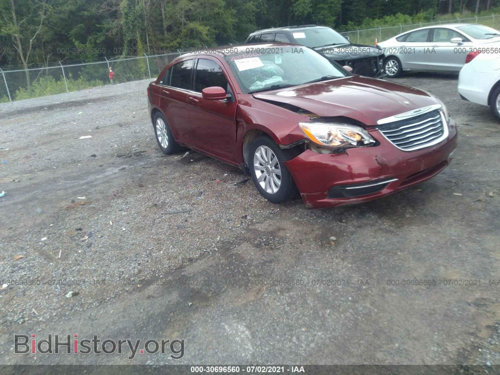 Фотография 1C3CCBBG1DN573271 - CHRYSLER 200 2013