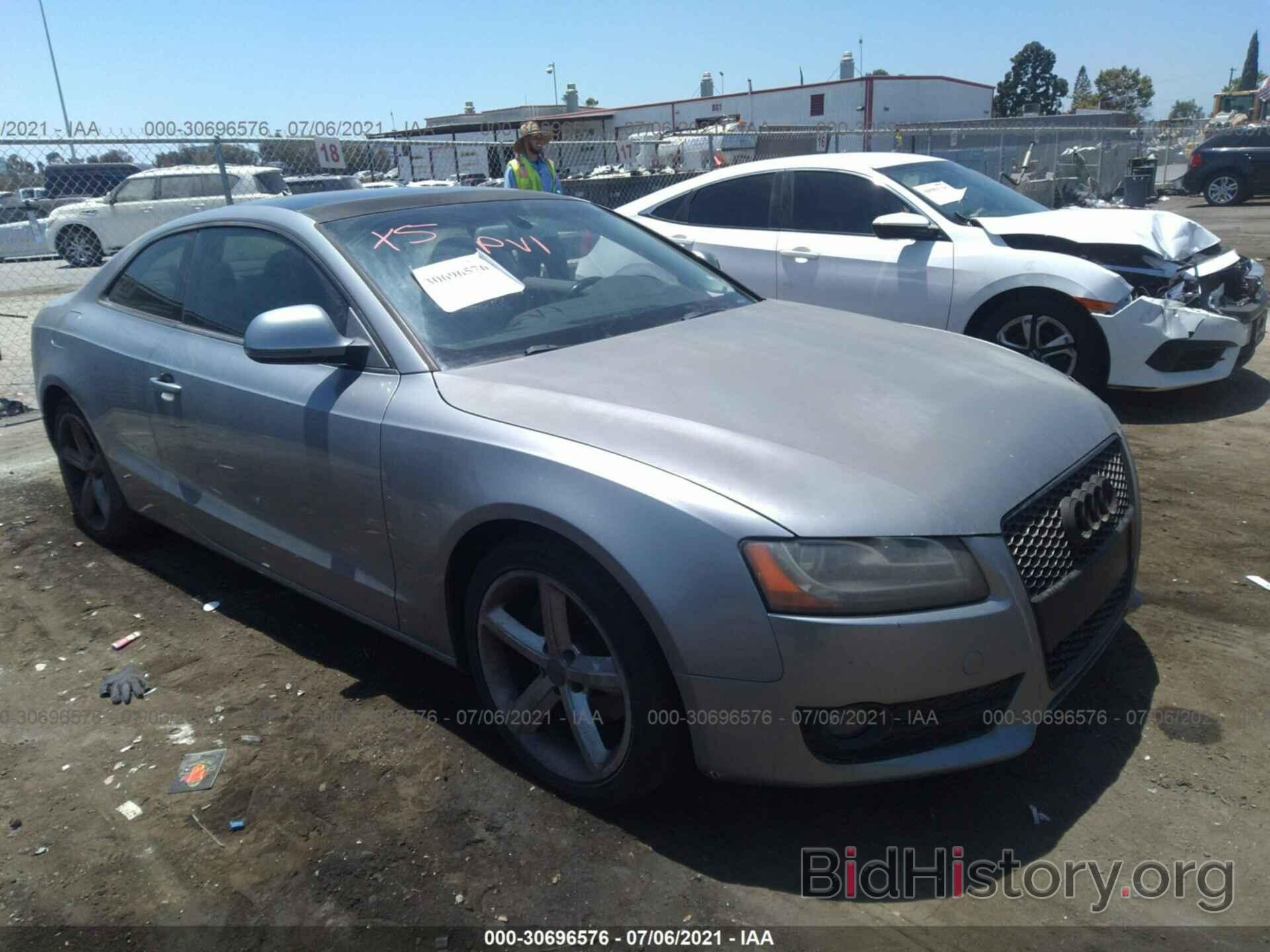 Photo WAUDK78T19A025061 - AUDI A5 2009