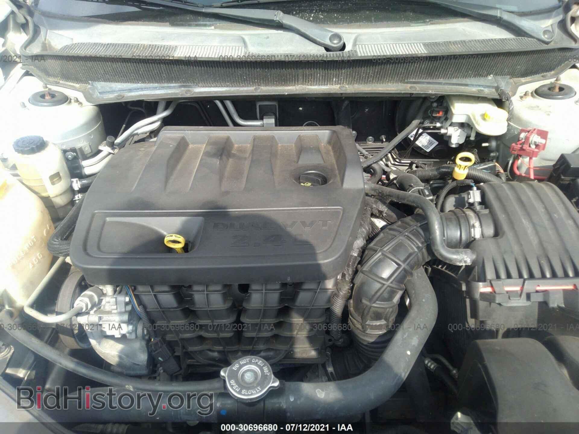 2010 CHRYSLER SEBRING - VIN: 1C3CC4FB6AN138221 - Фото 10
